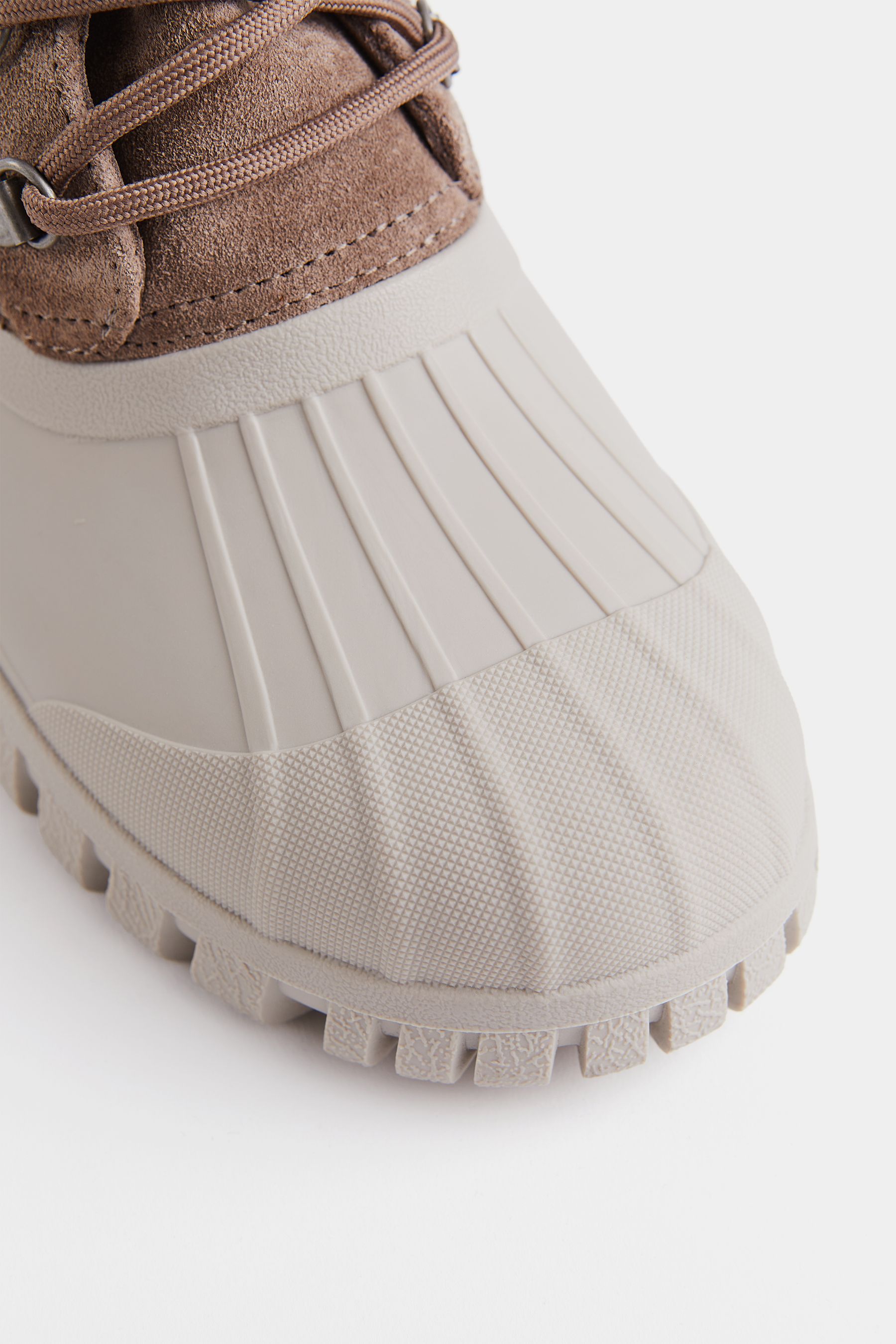 stutterheim patrol boot suede leaf footwear combat-boots