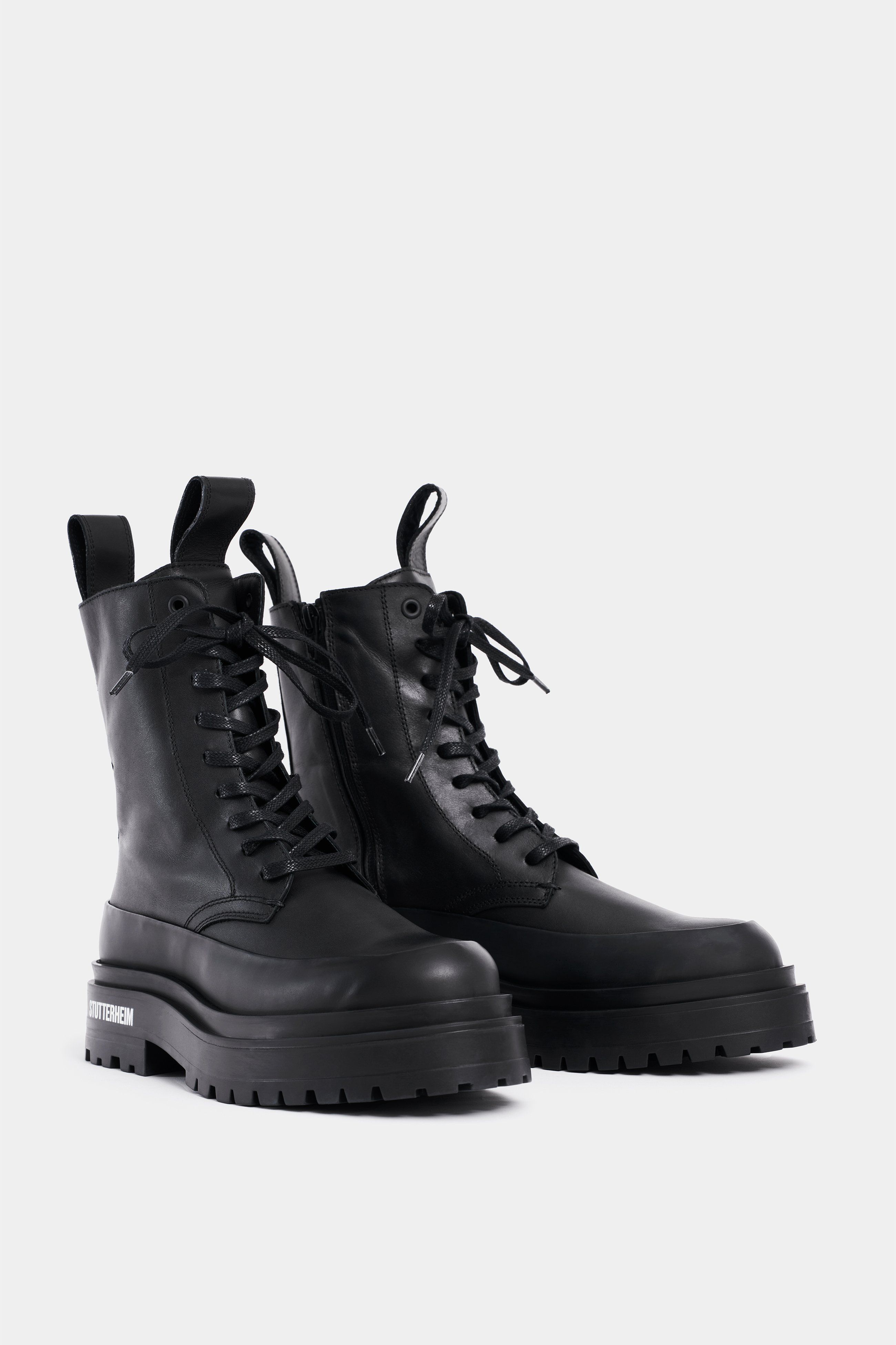 Stutterheim Peace Walker Leather