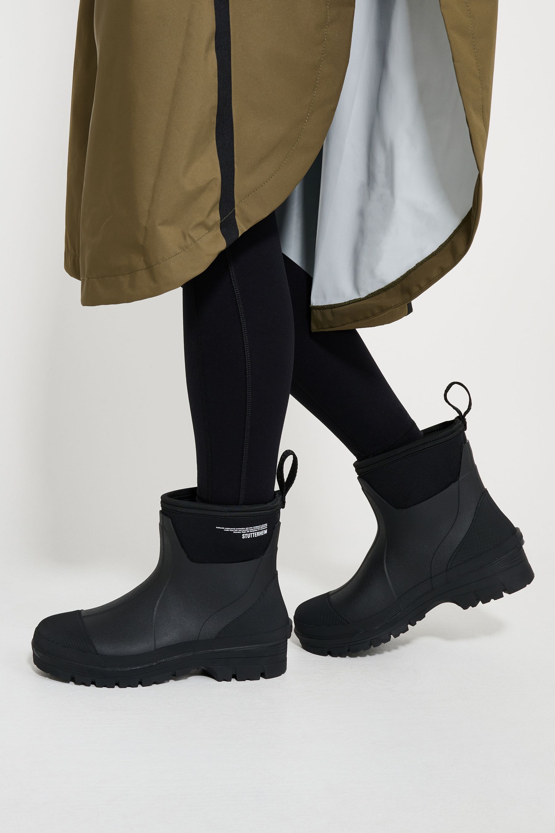 stutterheim puddle walker black footwear chelsea-boots