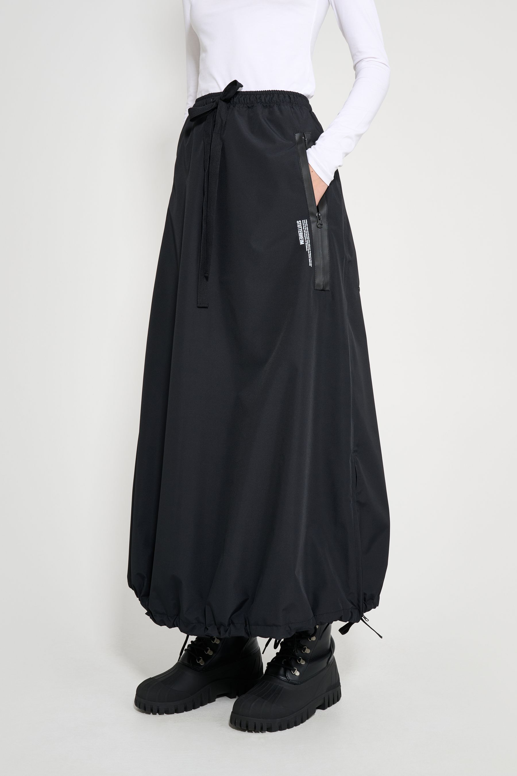 stutterheim sergel skirt black women bottoms skirts