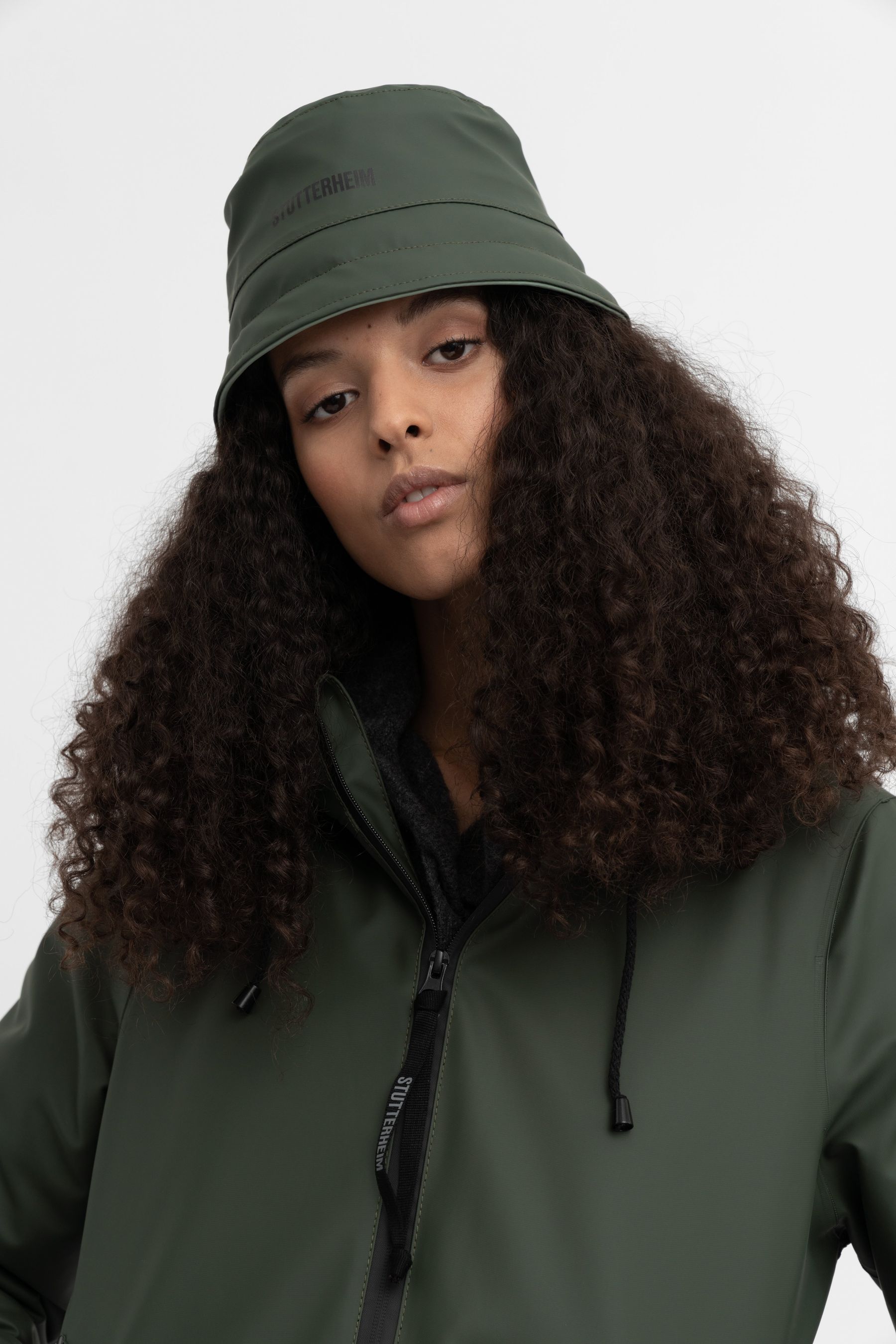 stutterheim skärholmen puffer bucket hat green accessories hats-and-scarves bucket-hats