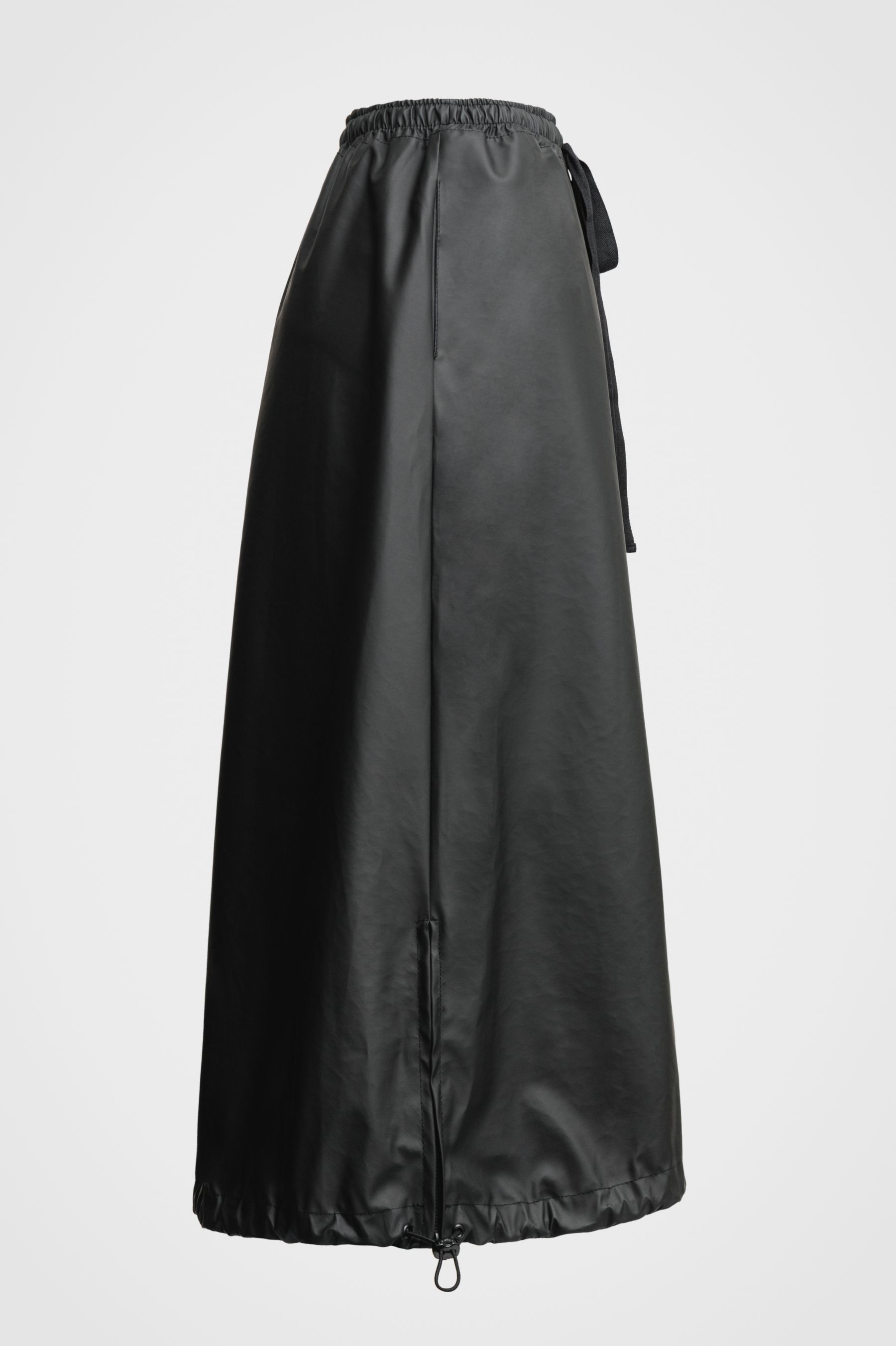 stutterheim skivarp lightweight skirt black women bottoms skirts