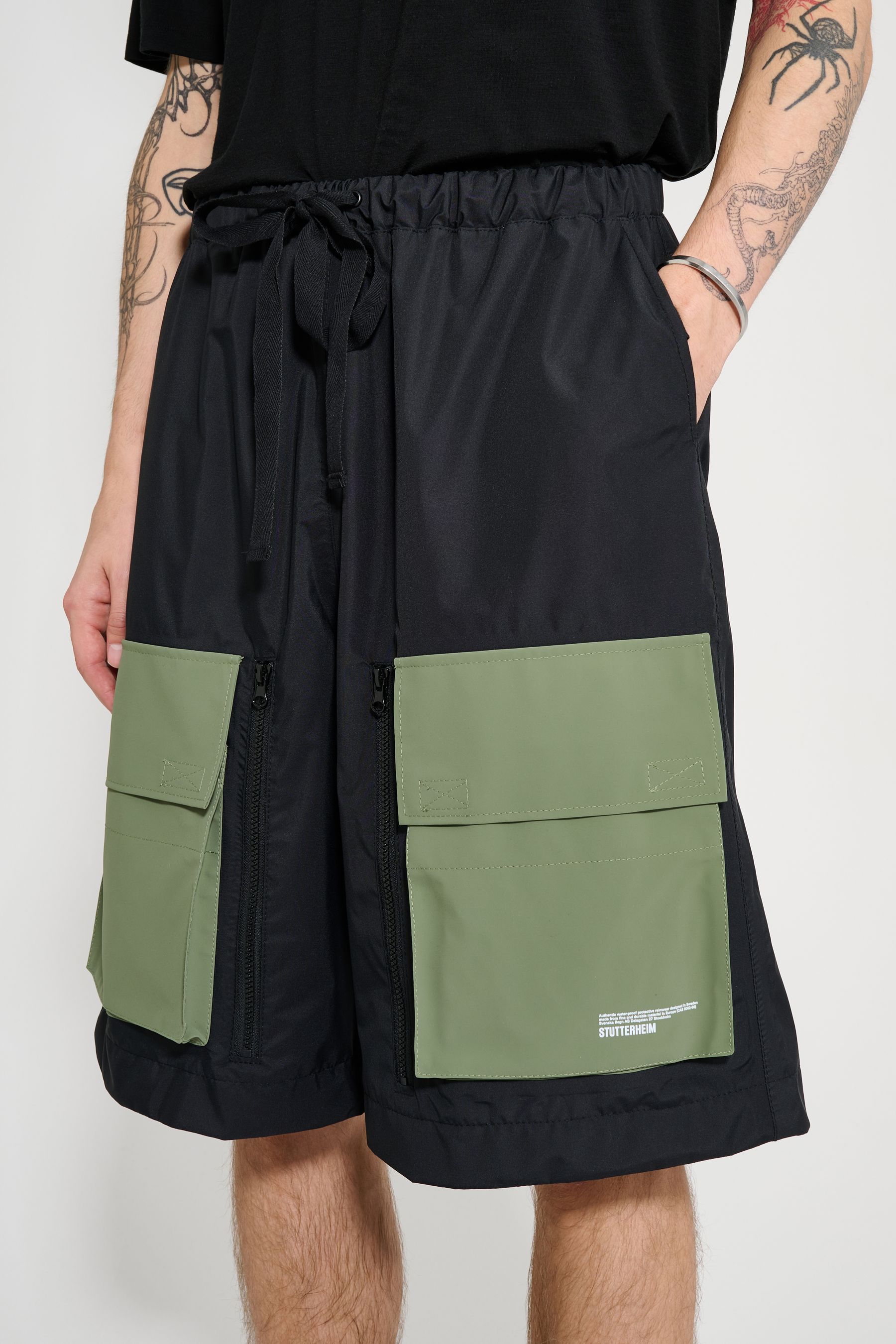 stutterheim space shorts black men