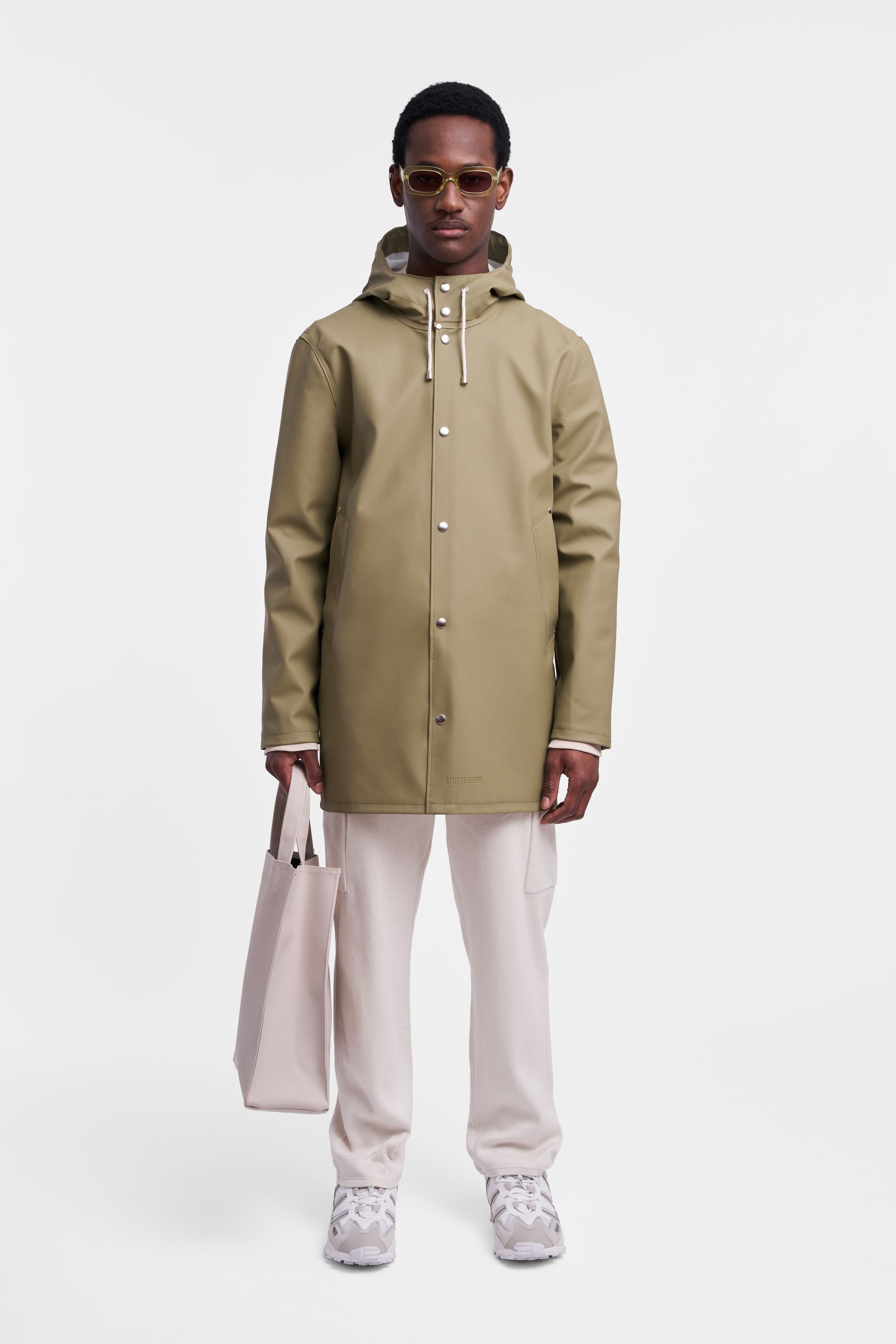 stutterheim stockholm raincoat aloe men jackets raincoats