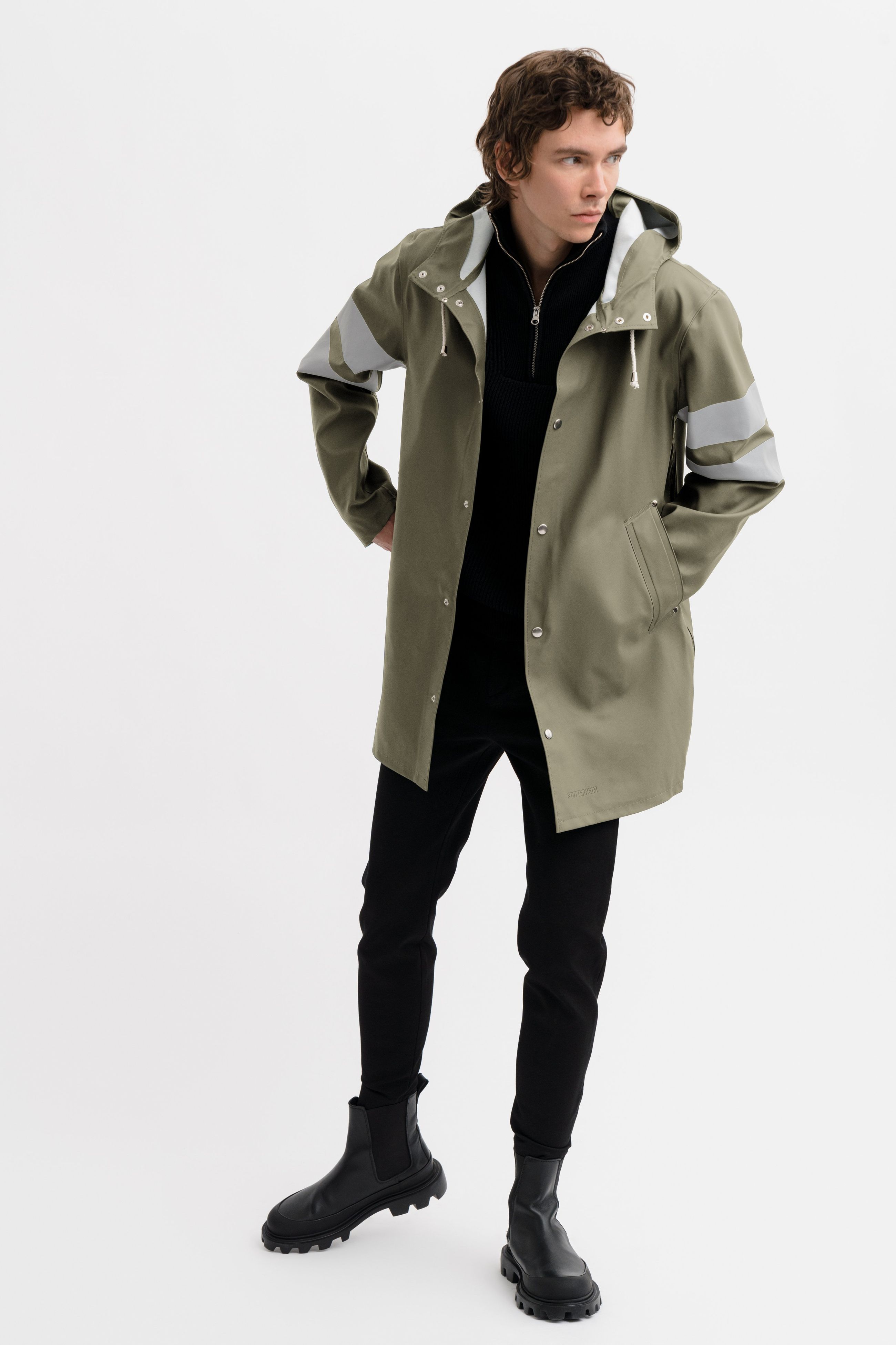 stutterheim stockholm bike raincoat aloe men jackets raincoats