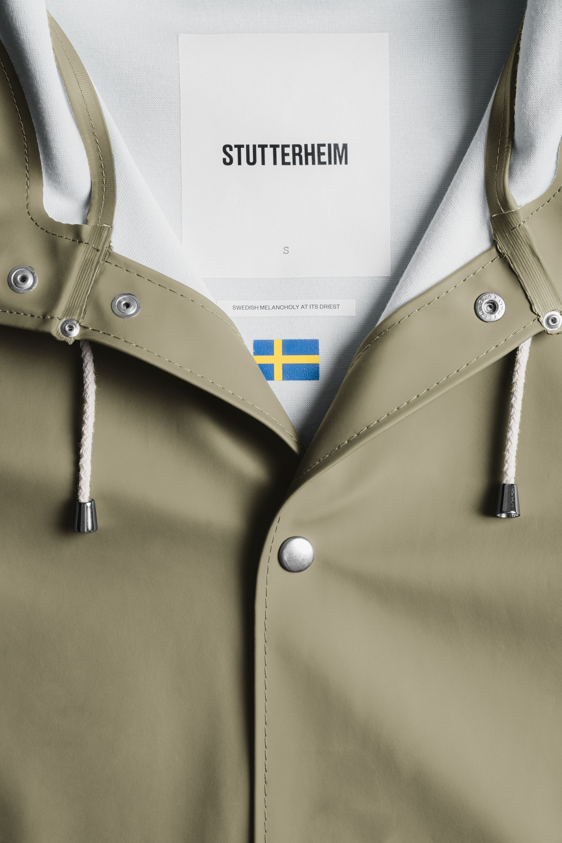 stutterheim stockholm bike raincoat aloe men jackets raincoats