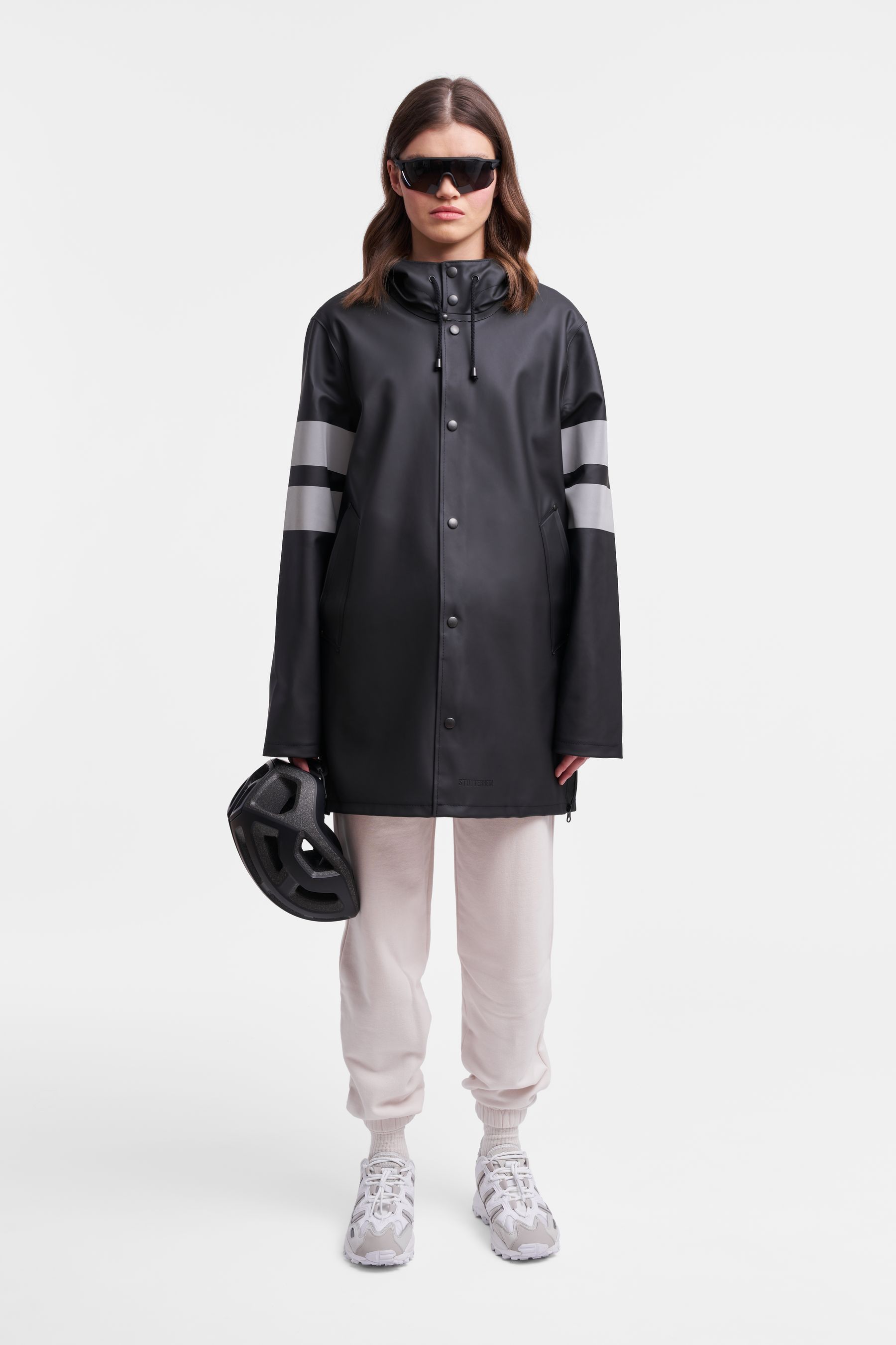 stutterheim stockholm bike raincoat black men jackets raincoats