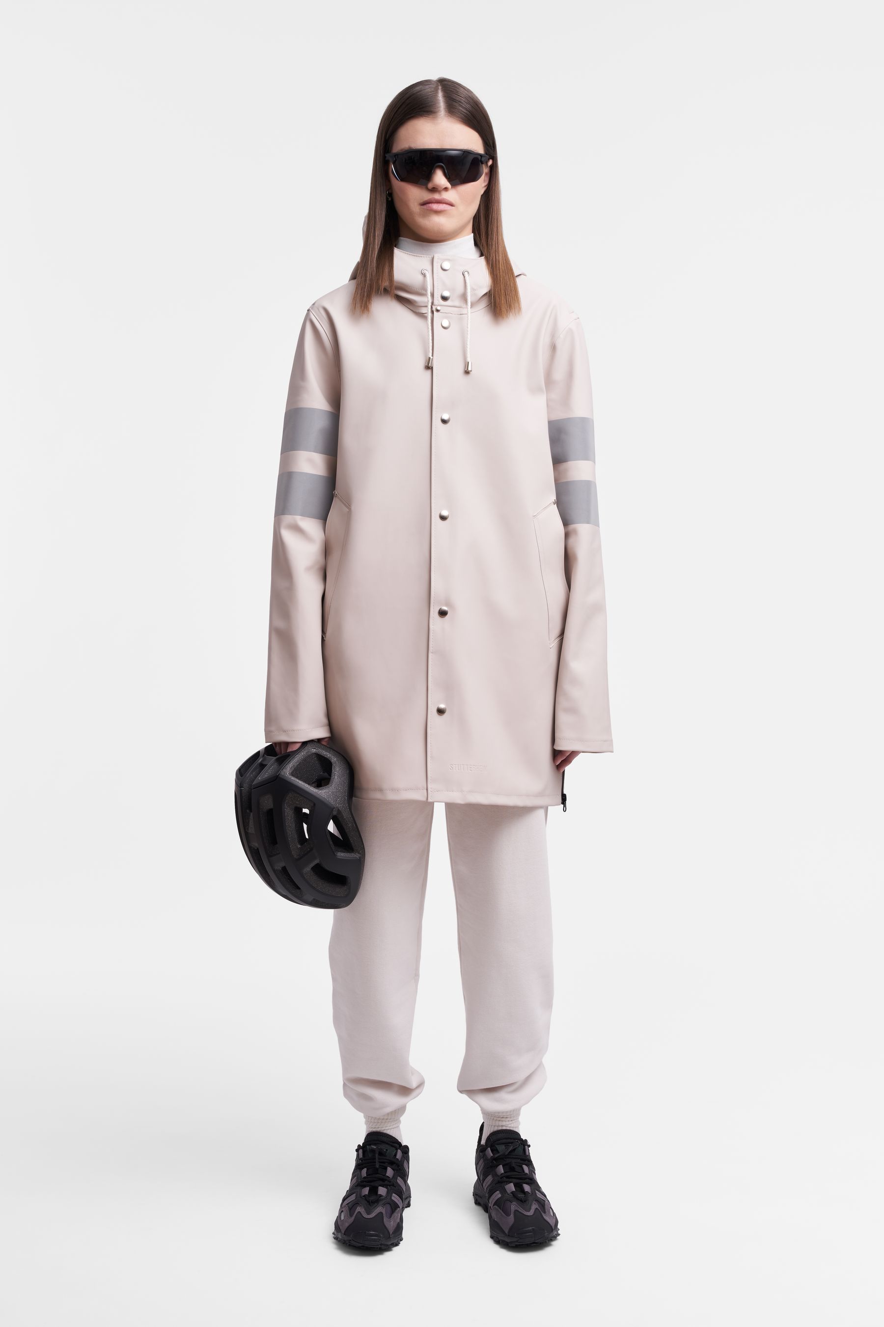 stutterheim stockholm bike raincoat light sand men jackets raincoats