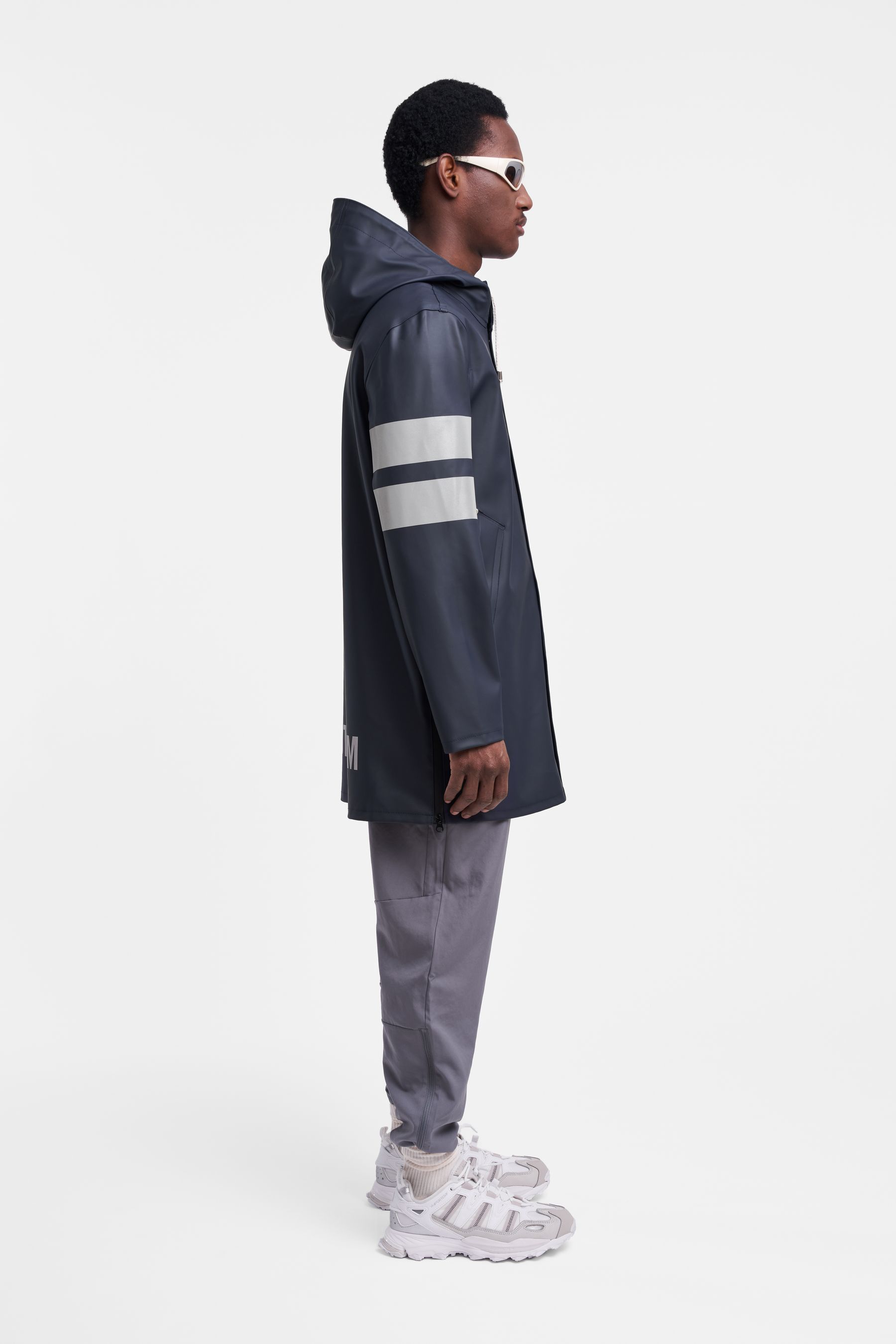 stutterheim stockholm bike raincoat navy men jackets raincoats