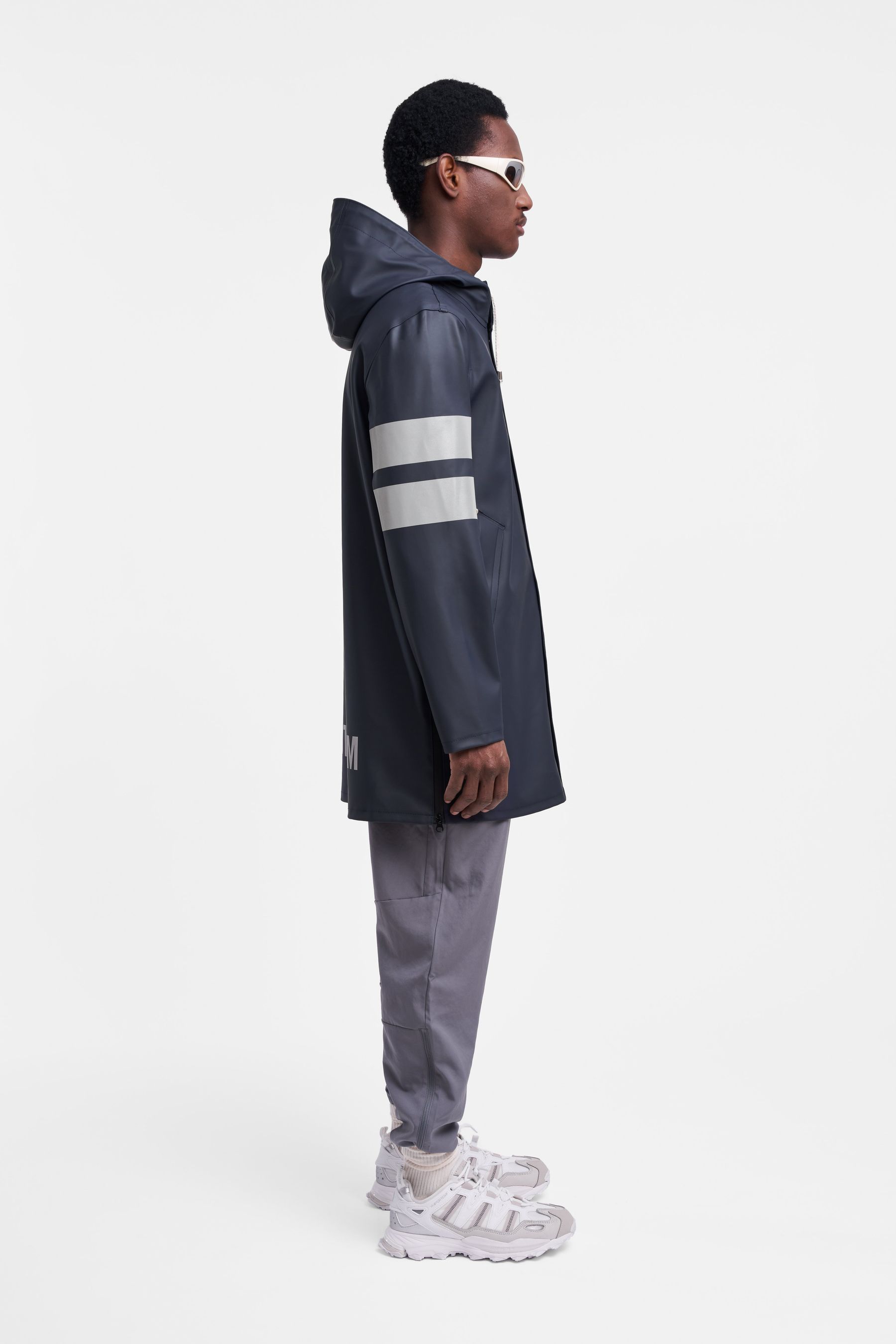 stutterheim stockholm bike raincoat navy women jackets raincoats