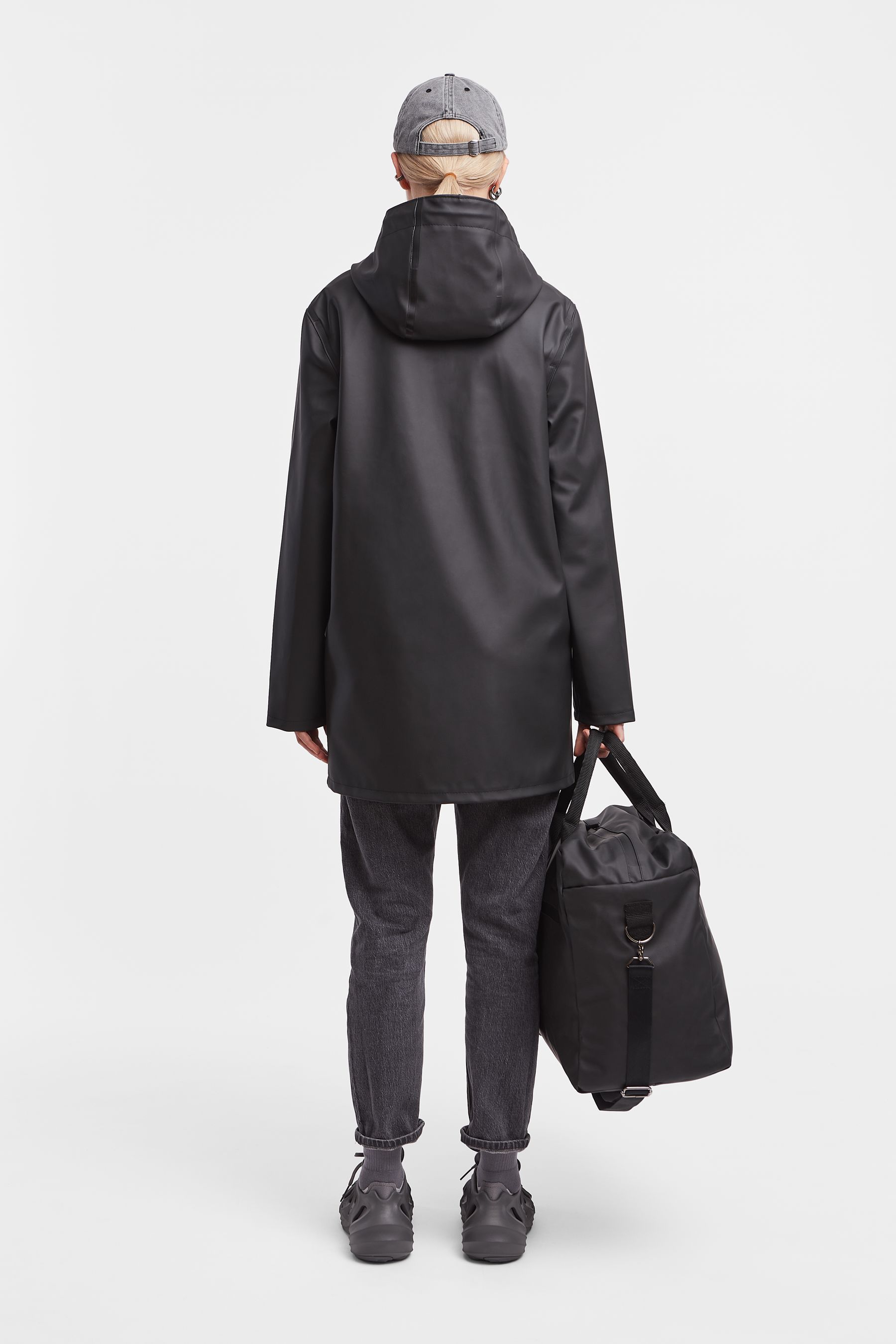 stutterheim stockholm raincoat black men jackets raincoats