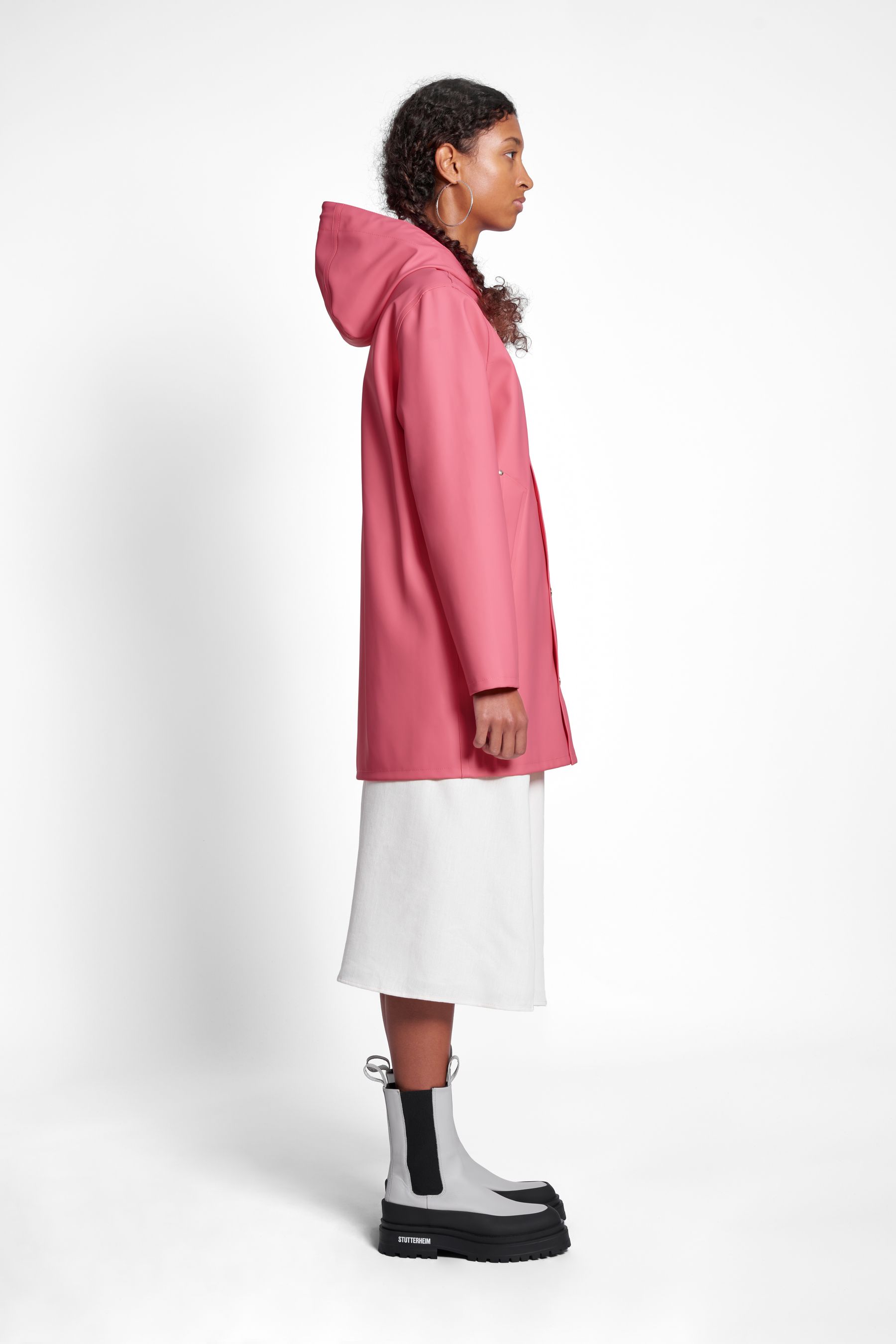 stutterheim stockholm raincoat bubblegum men jackets raincoats