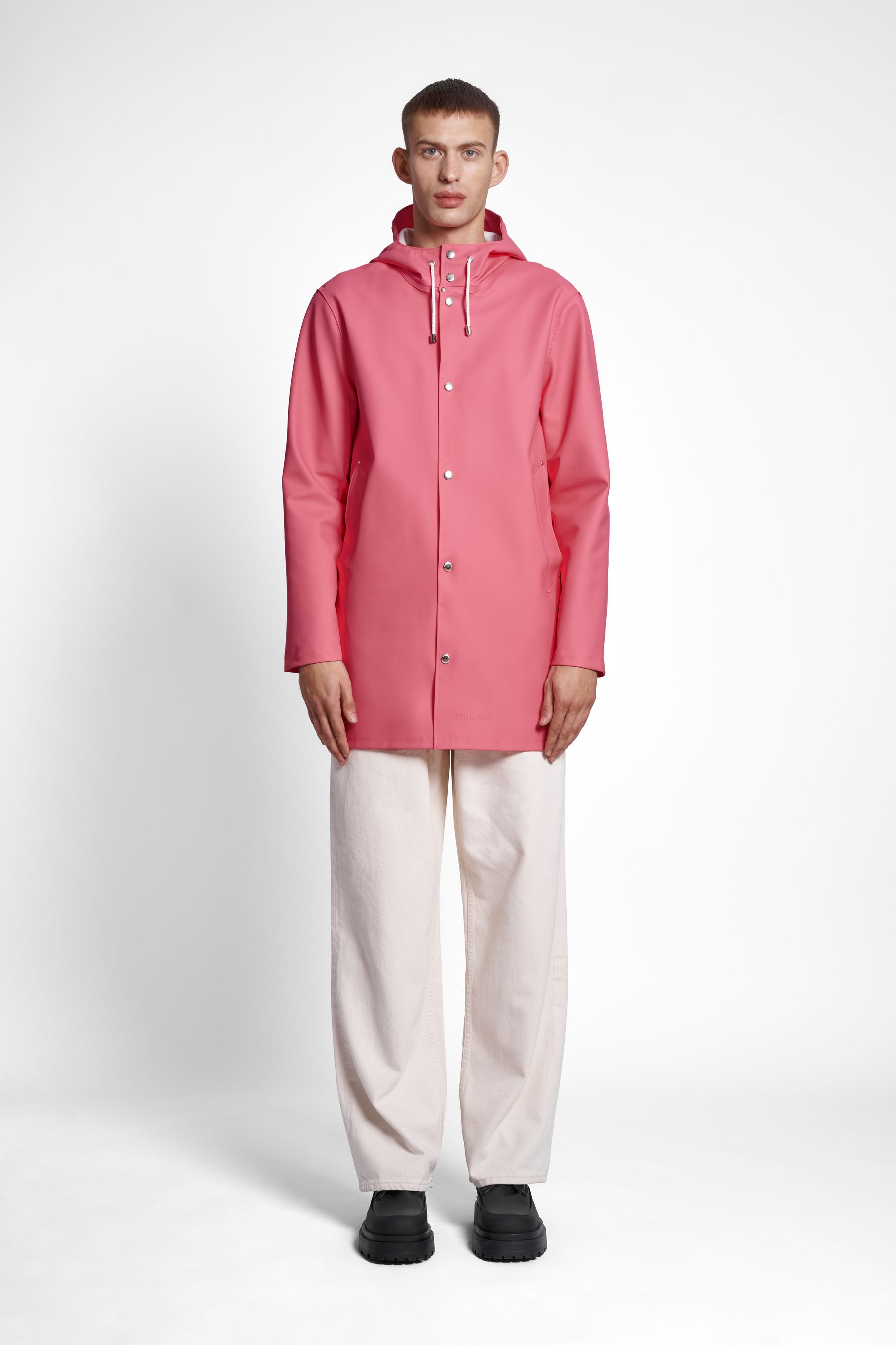 stutterheim stockholm raincoat bubblegum men jackets raincoats