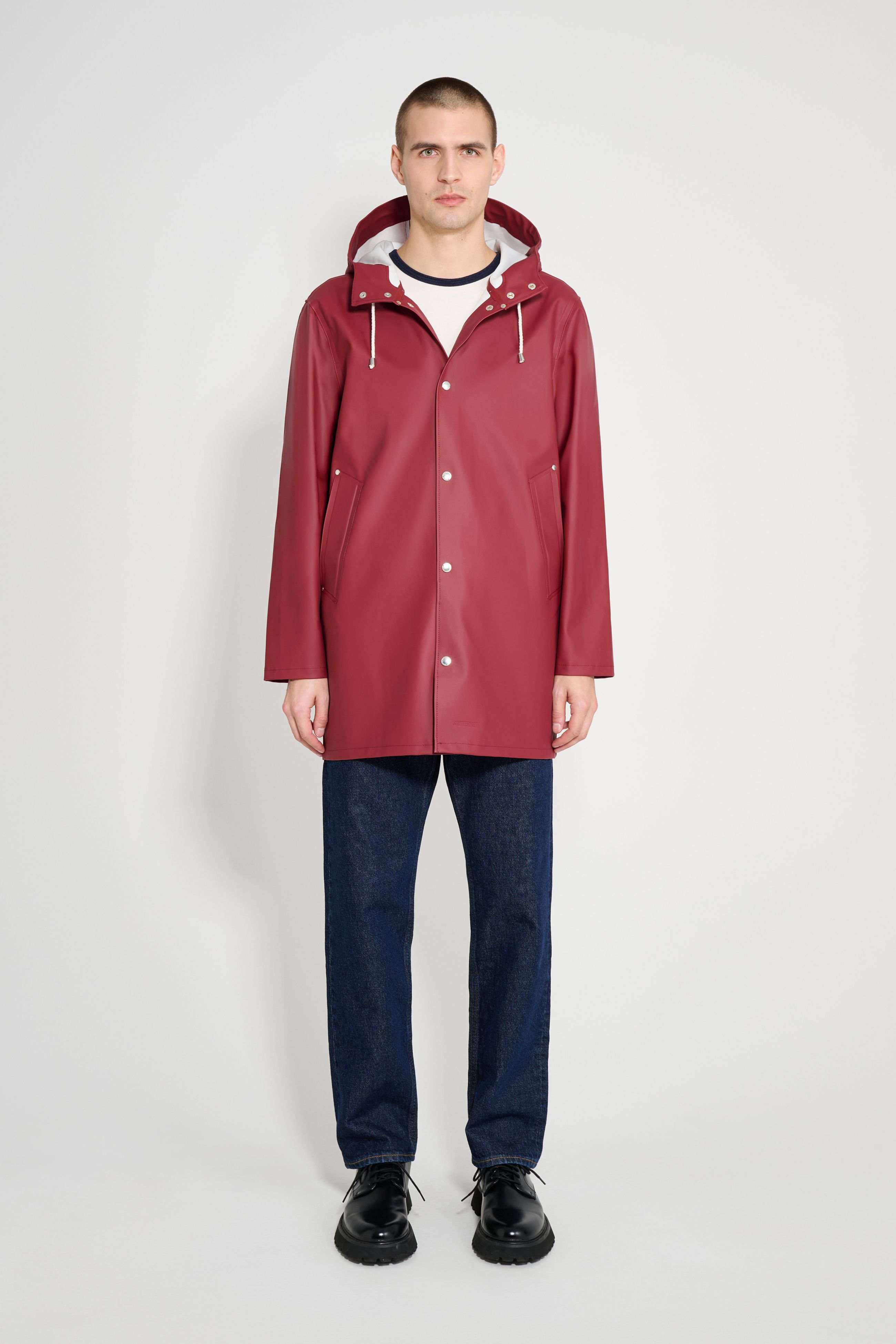 stutterheim stockholm raincoat burgundy men jackets