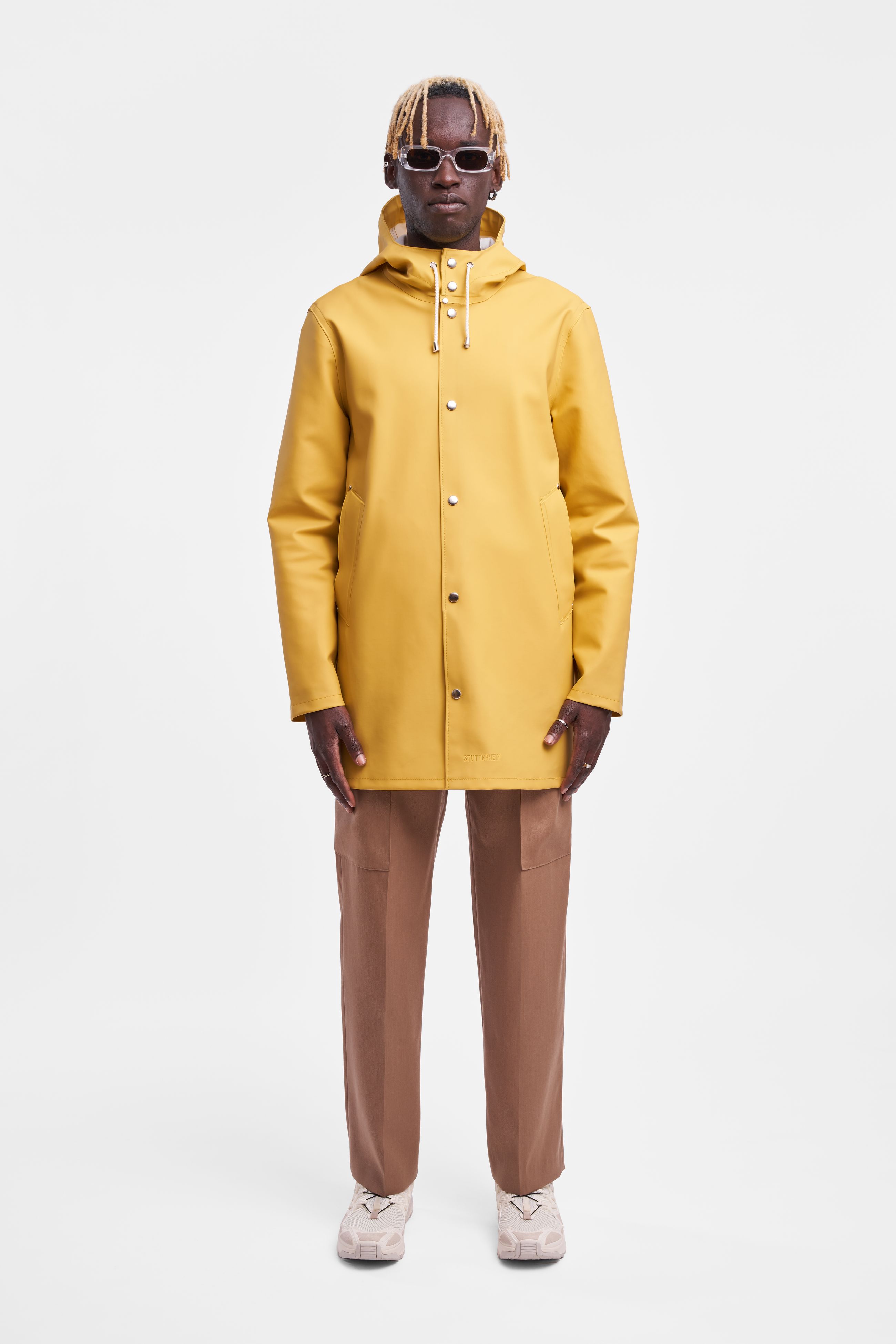 stutterheim stockholm raincoat chai men jackets raincoats