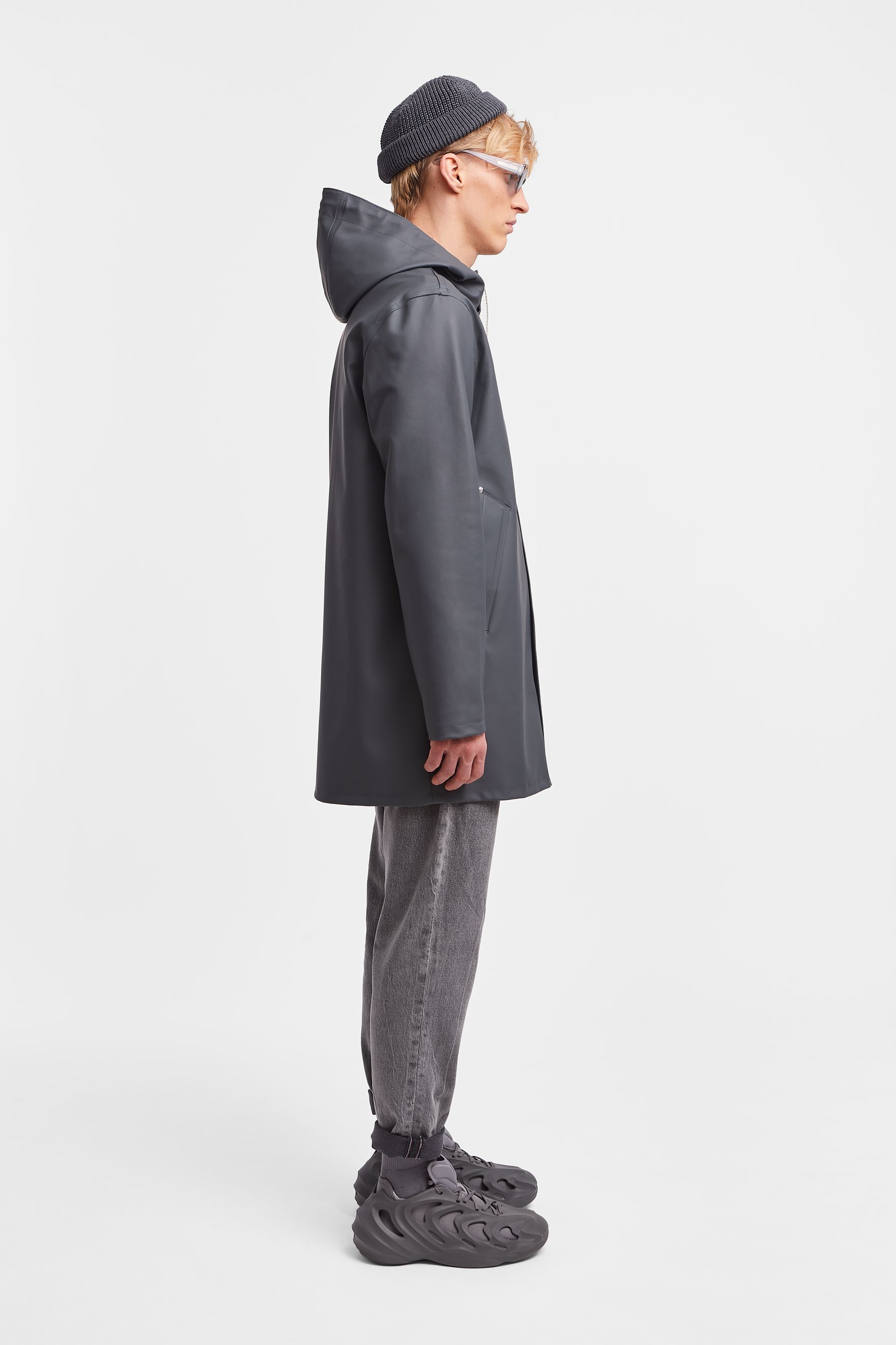 stutterheim stockholm raincoat charcoal men jackets raincoats