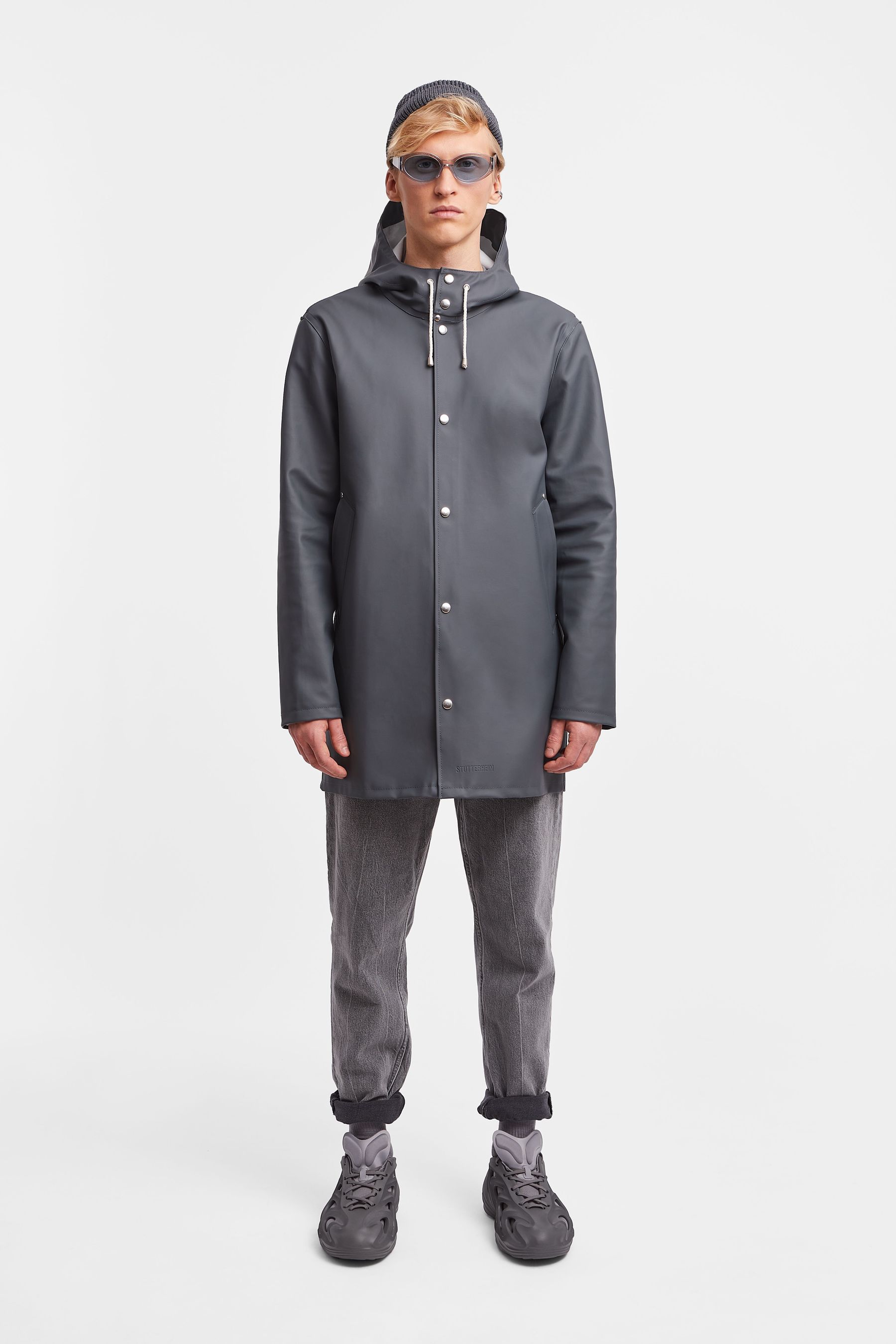 stutterheim stockholm raincoat charcoal men jackets raincoats