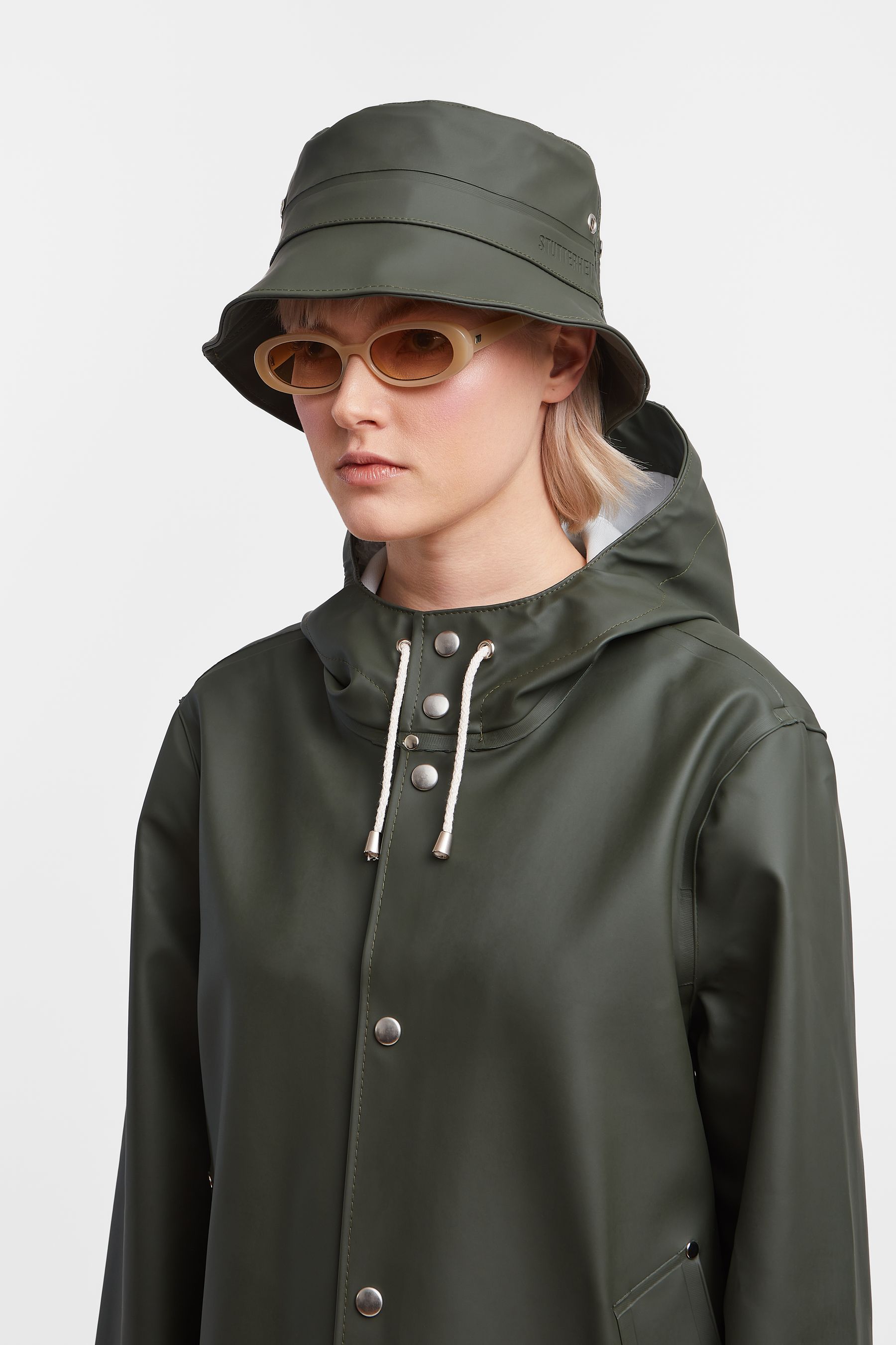 stutterheim stockholm raincoat green men jackets raincoats