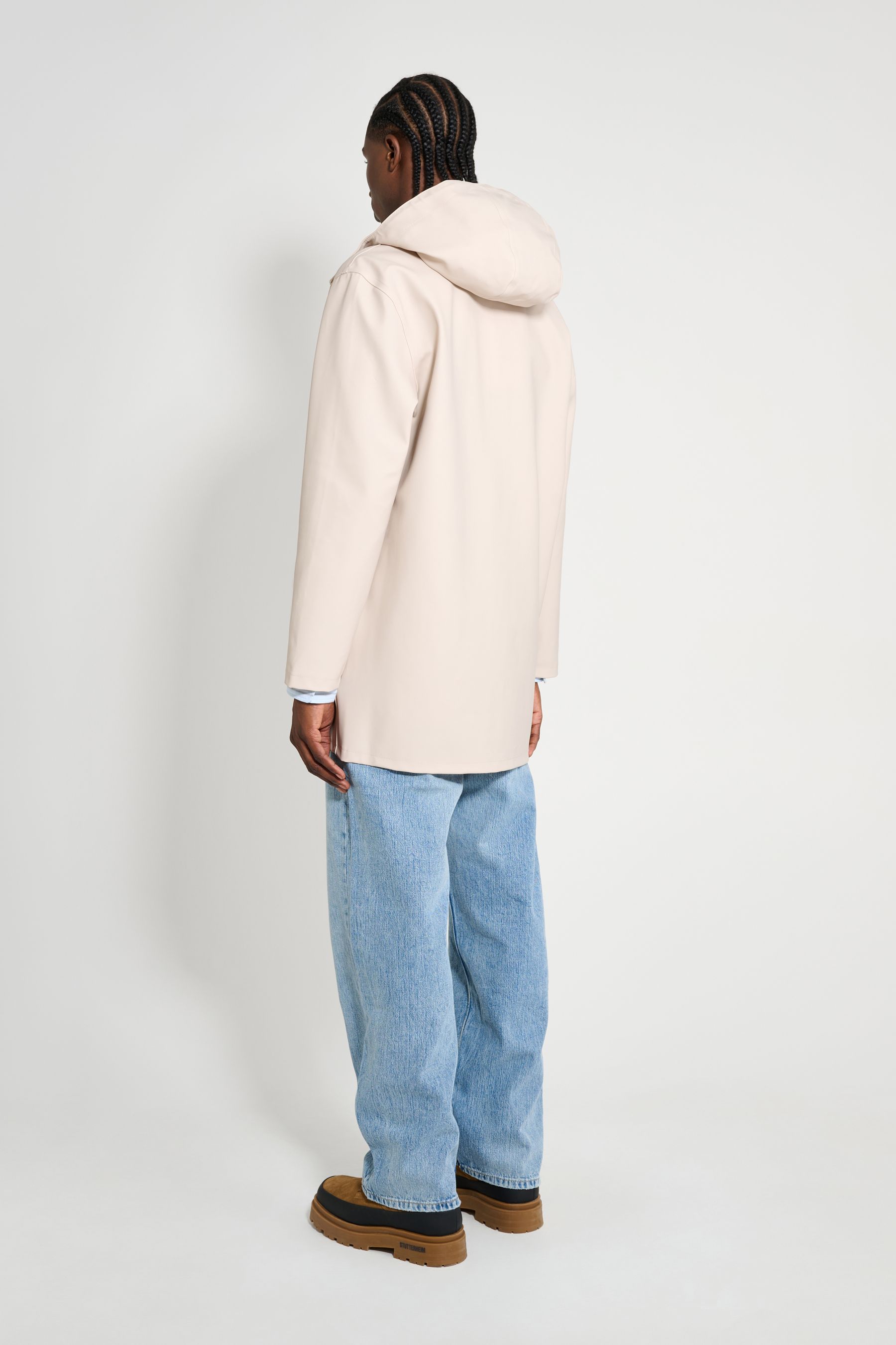 stutterheim stockholm raincoat light sand men jackets raincoats