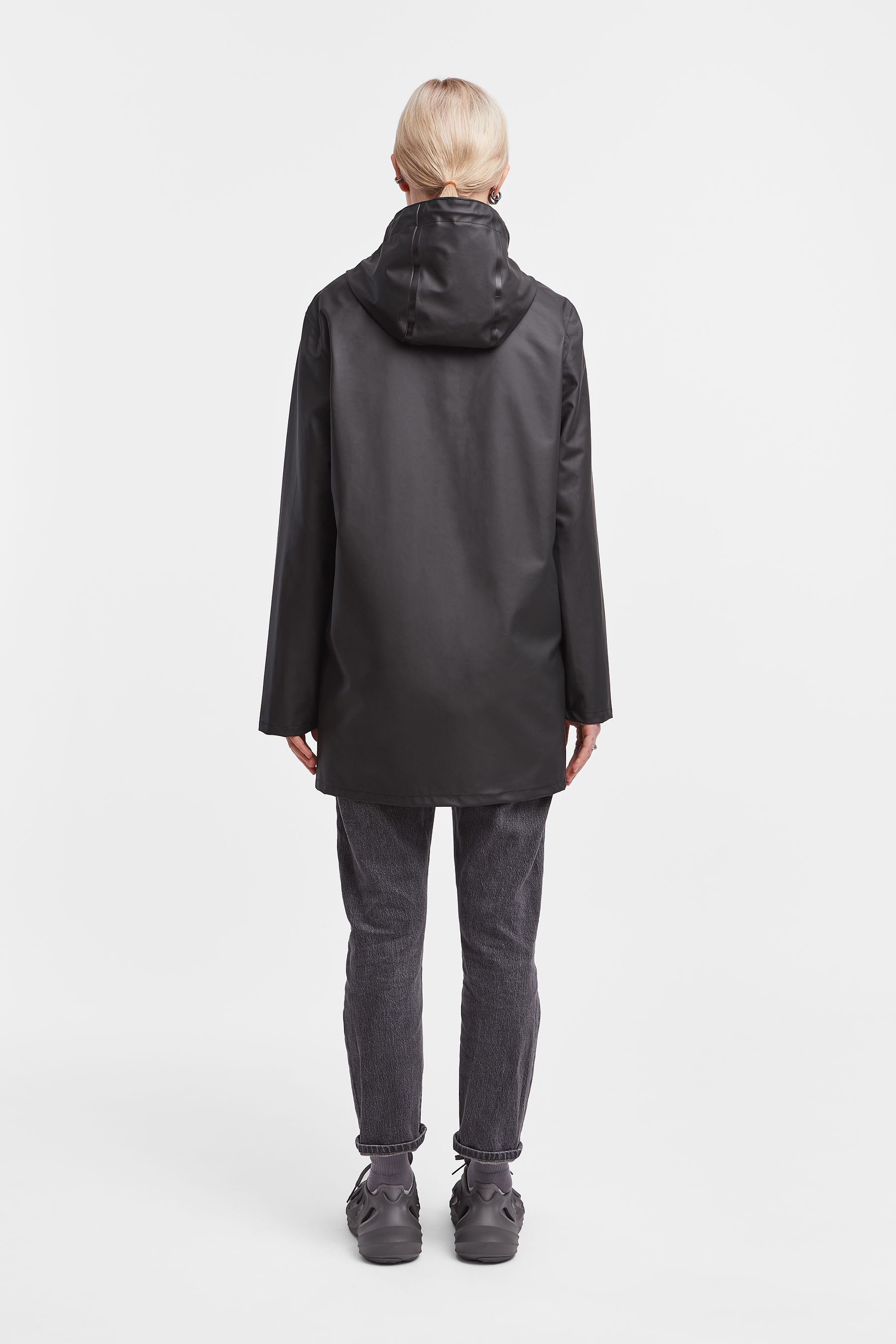 stutterheim stockholm lightweight raincoat black men jackets raincoats