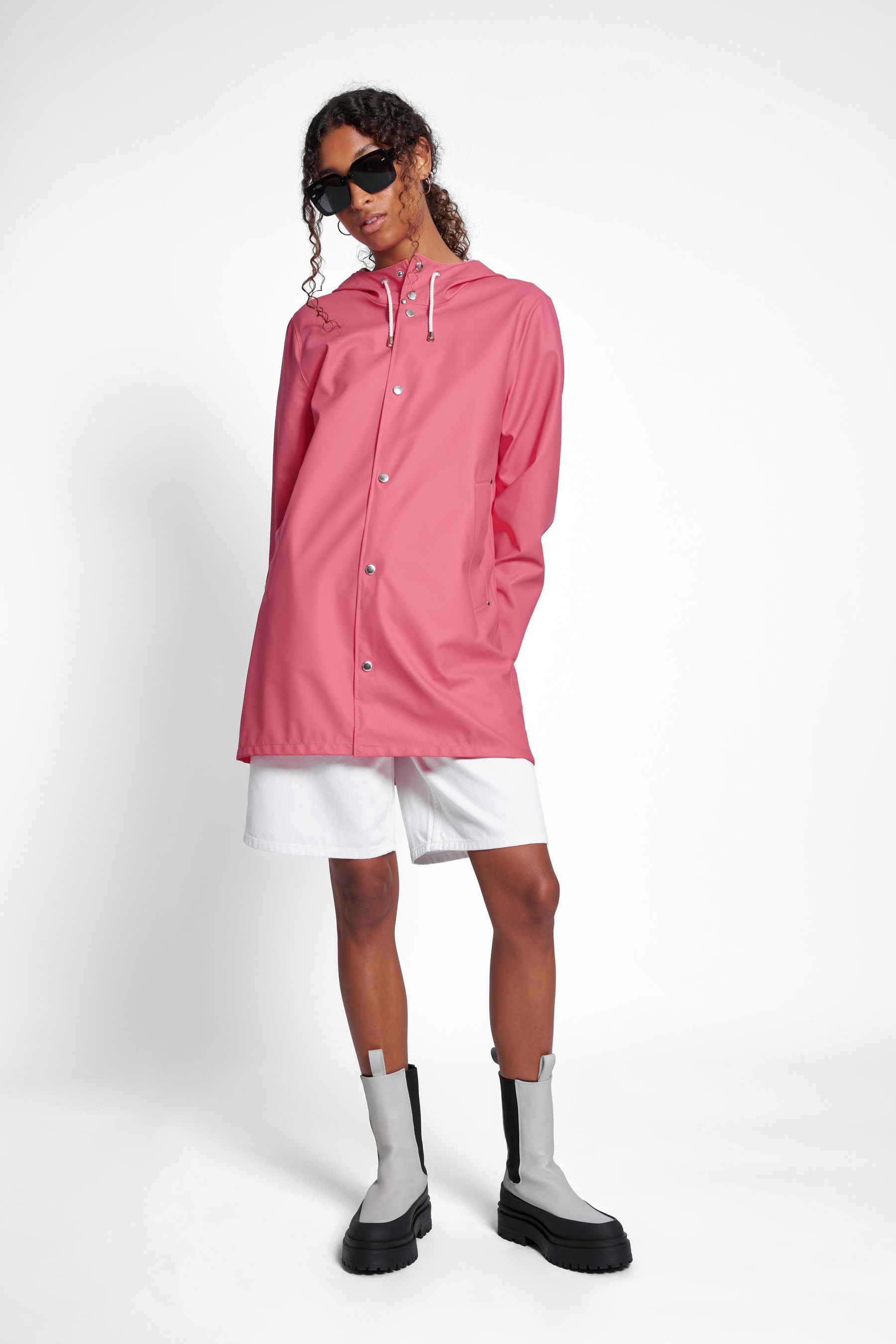 stutterheim stockholm lightweight raincoat bubblegum men jackets raincoats