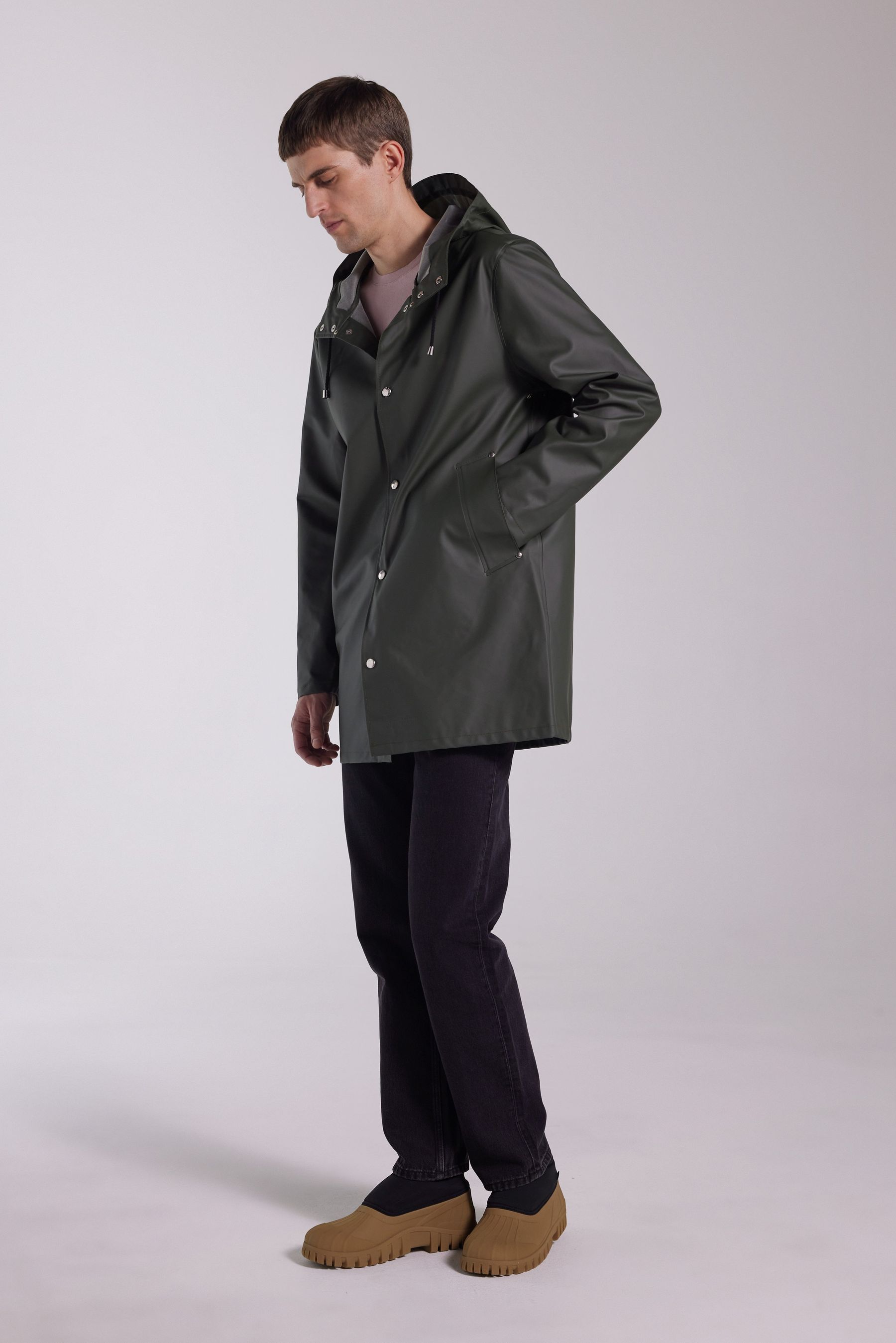 stutterheim stockholm lightweight raincoat green men jackets raincoats