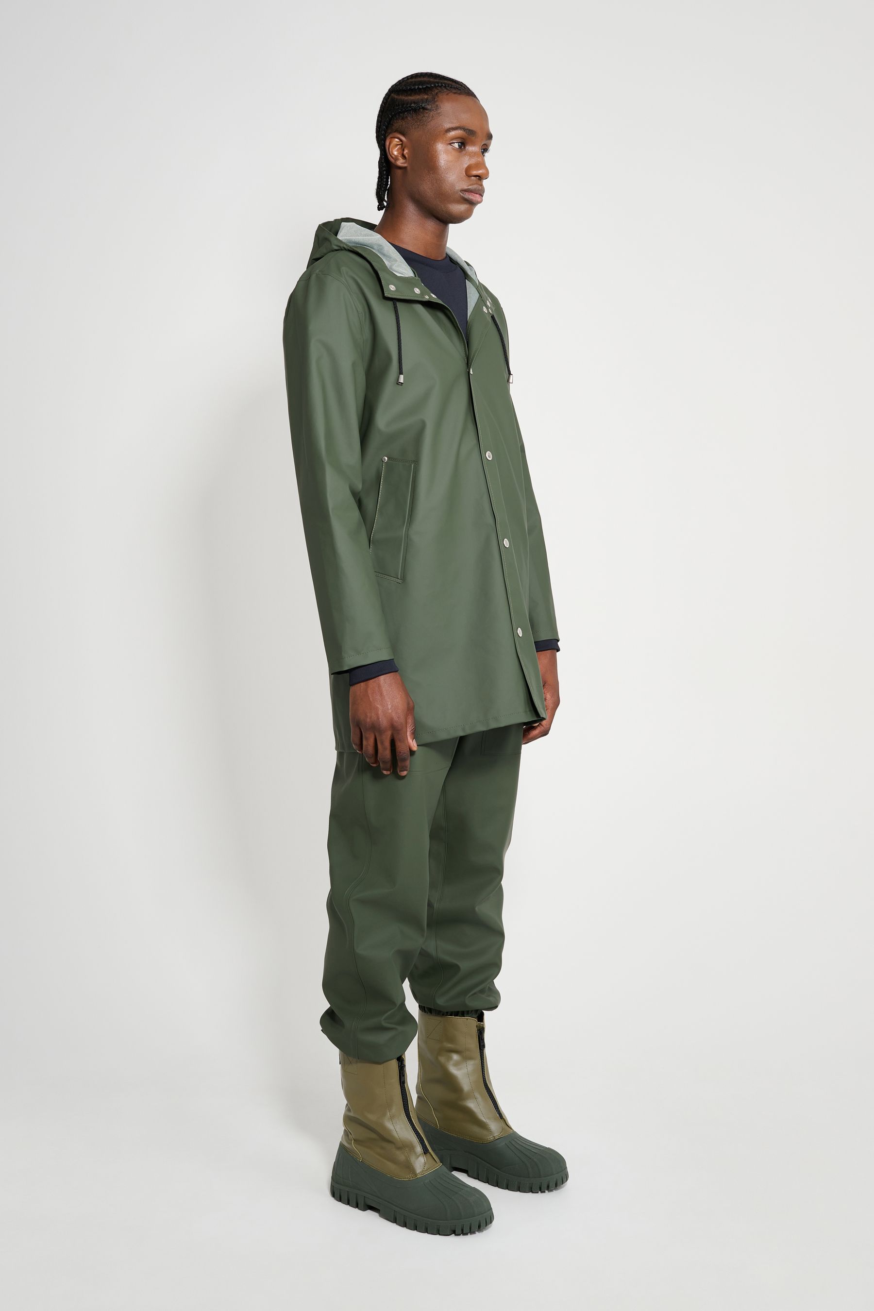 stutterheim stockholm lightweight raincoat green men jackets raincoats