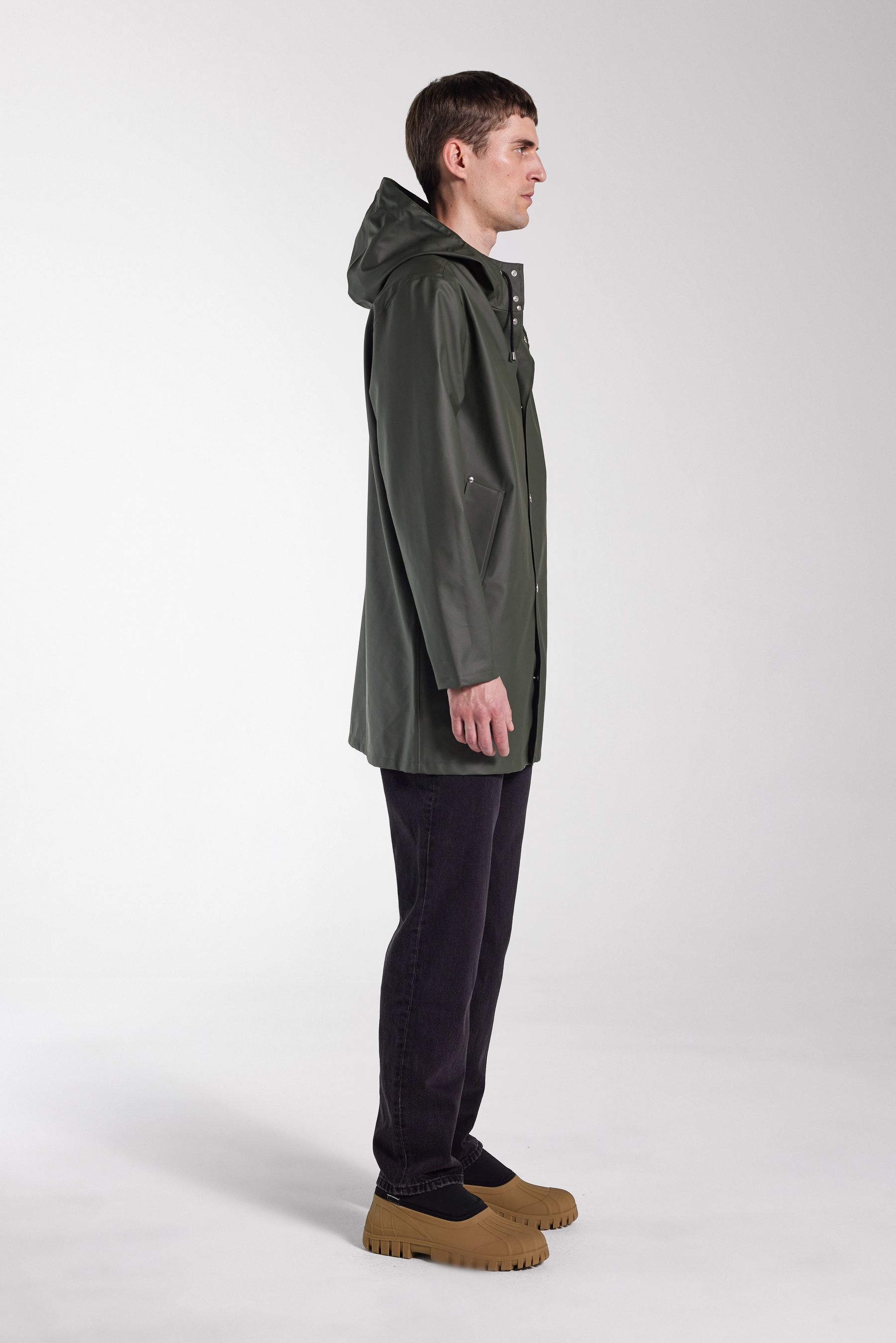 stutterheim stockholm lightweight raincoat green men jackets raincoats