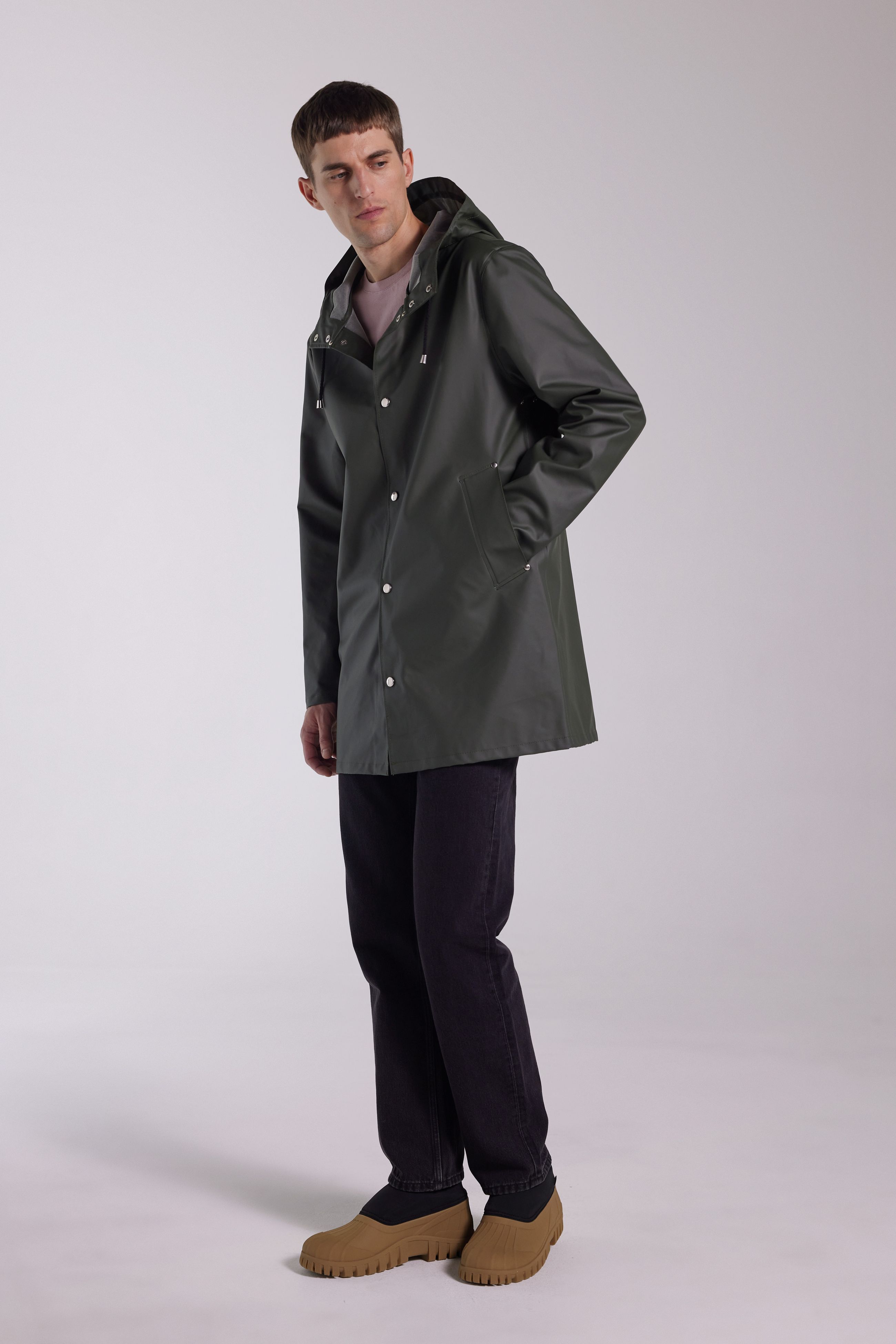 stutterheim stockholm lightweight raincoat green men jackets raincoats