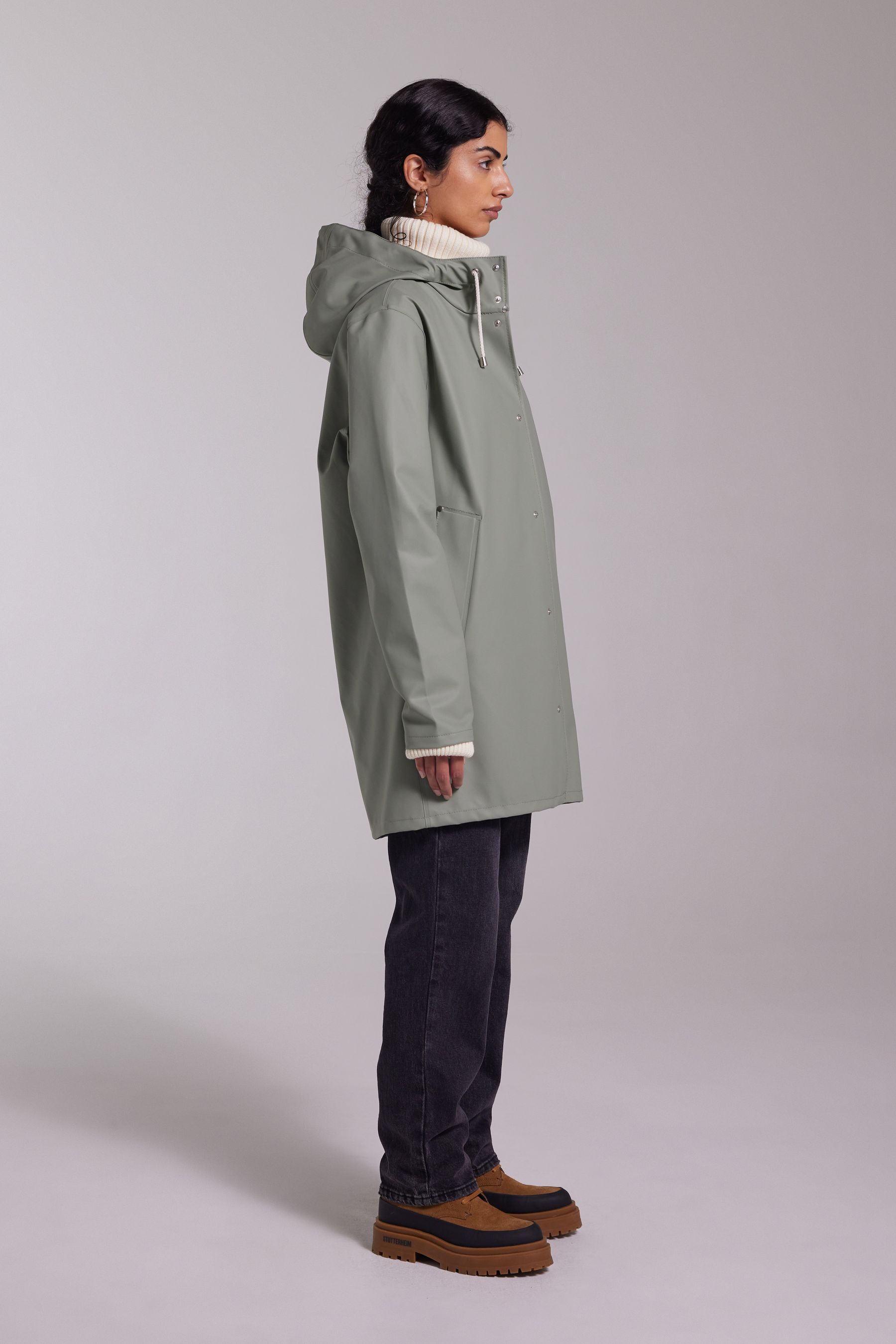 stutterheim stockholm lightweight raincoat khaki green men jackets raincoats