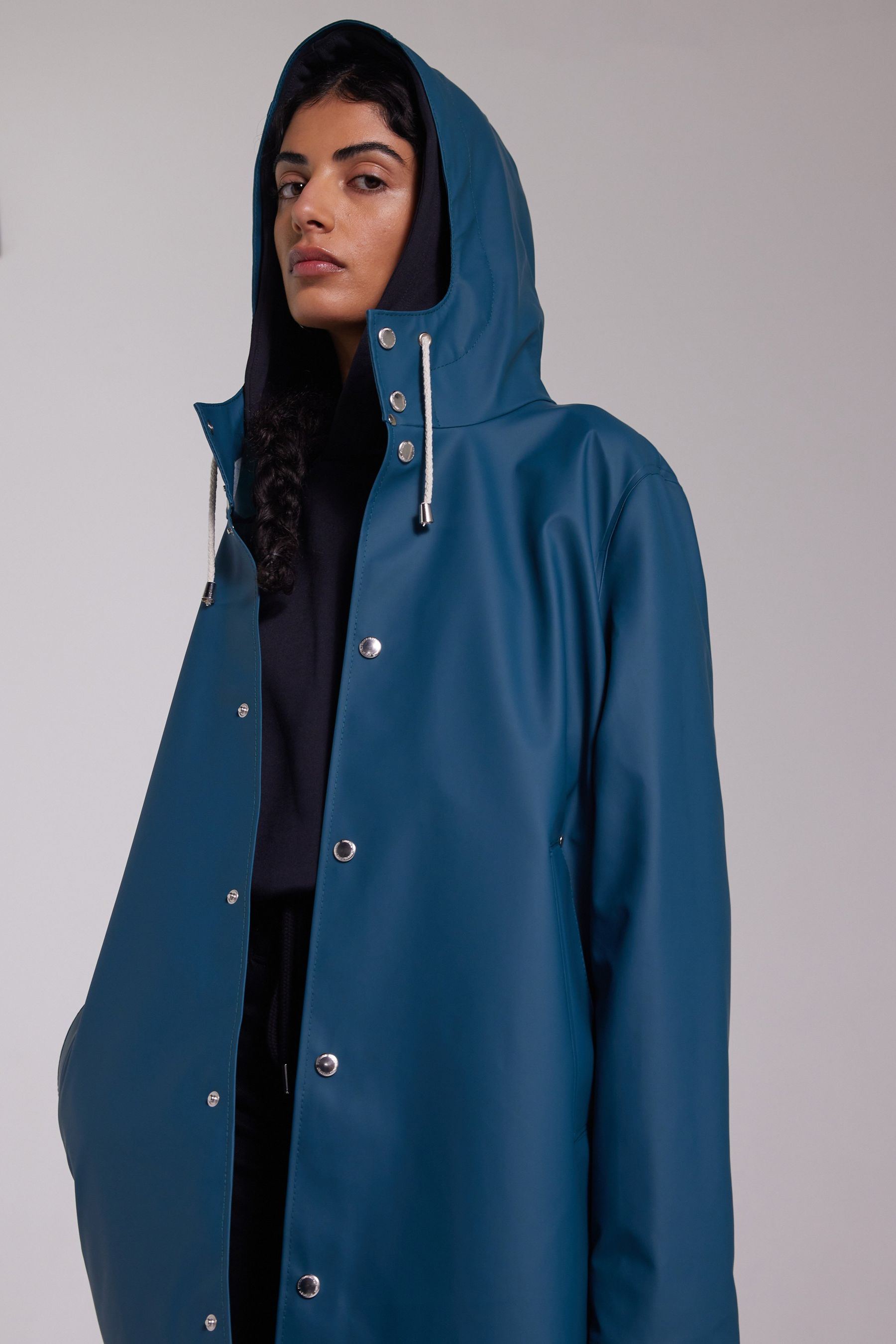 stutterheim stockholm lightweight raincoat petrol blue men jackets raincoats