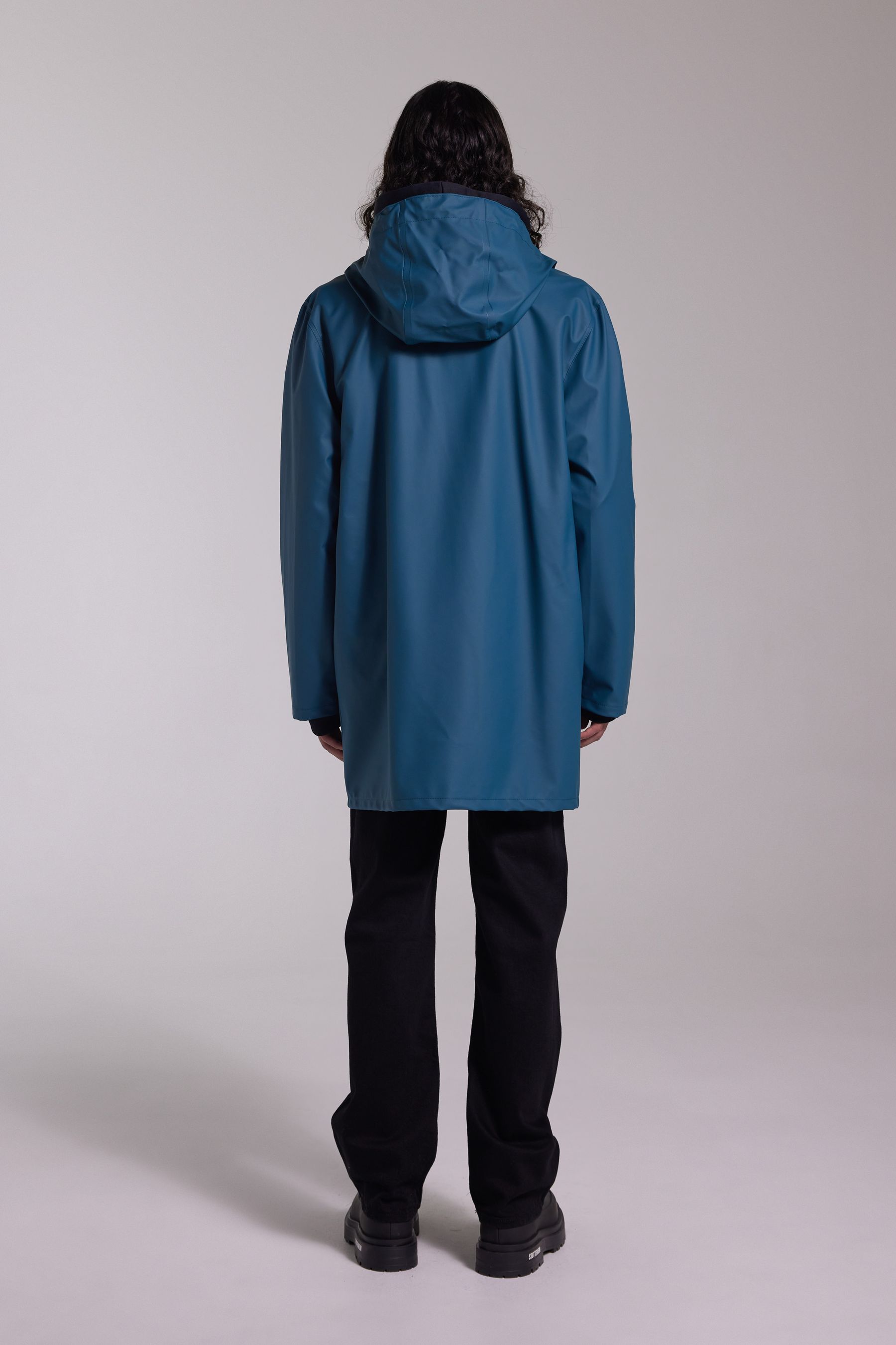 stutterheim stockholm lightweight raincoat petrol blue men jackets raincoats