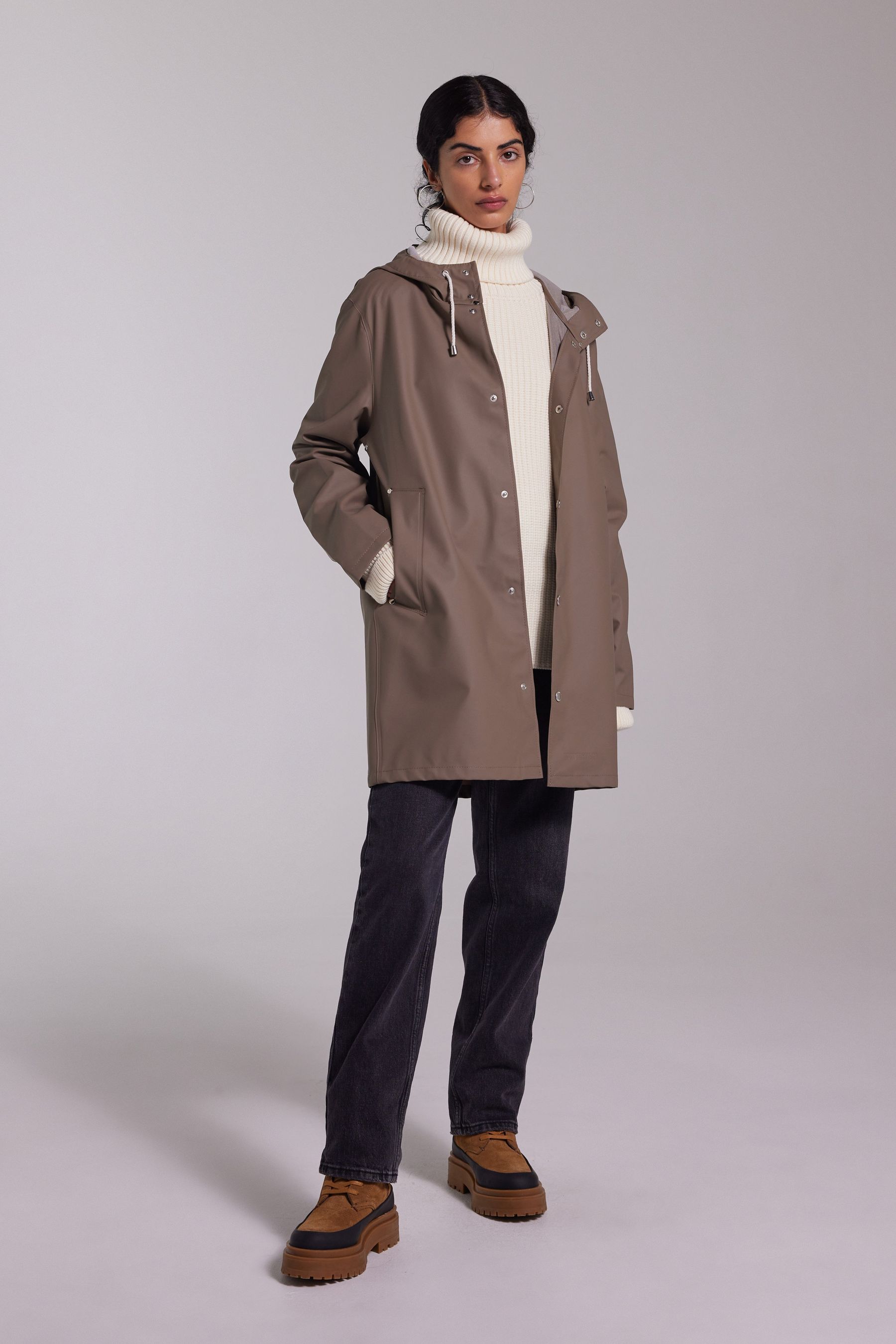 stutterheim stockholm lightweight raincoat mole men jackets raincoats