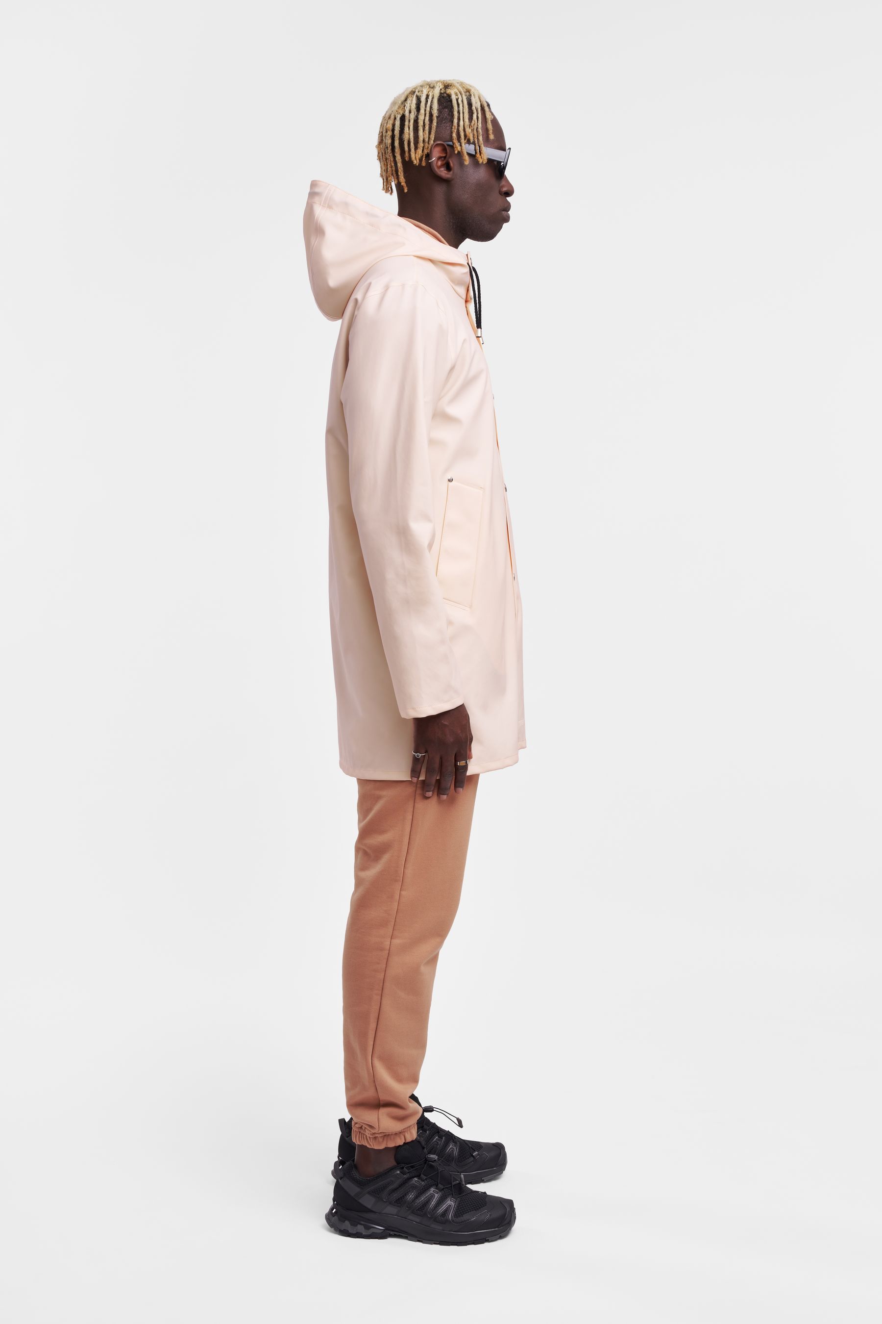 stutterheim stockholm lightweight raincoat peach men jackets raincoats