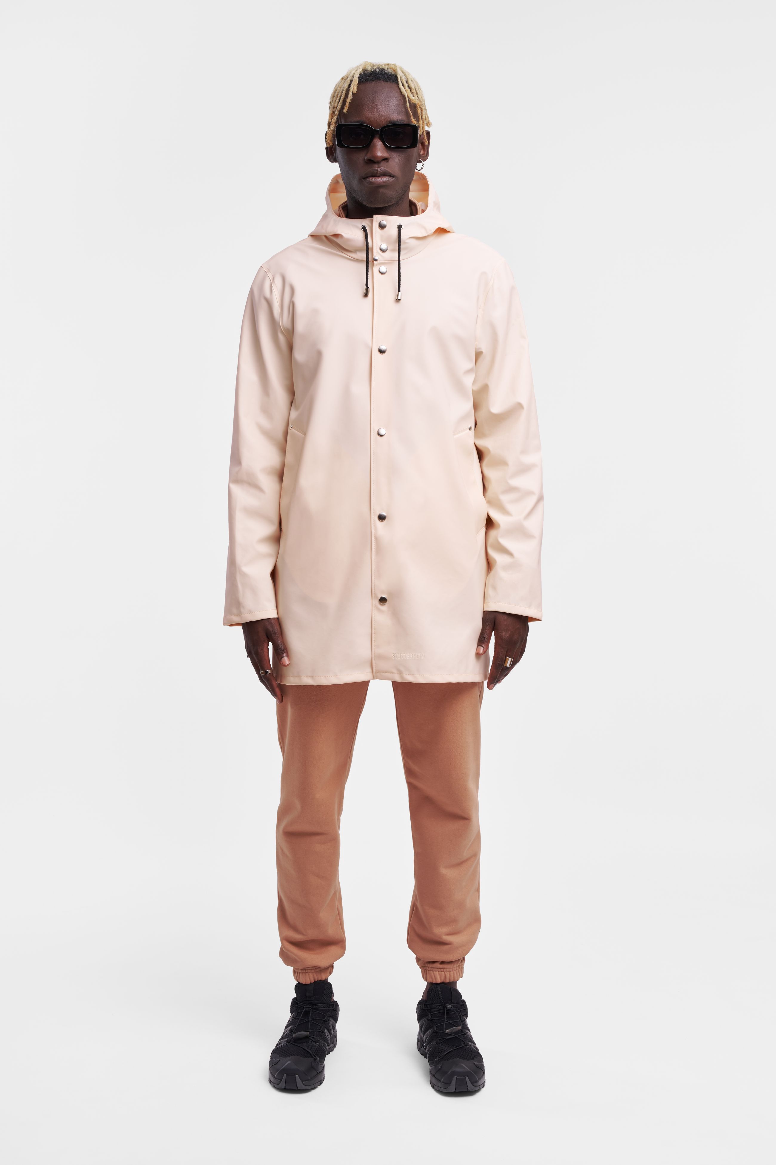 stutterheim stockholm lightweight raincoat peach men jackets raincoats