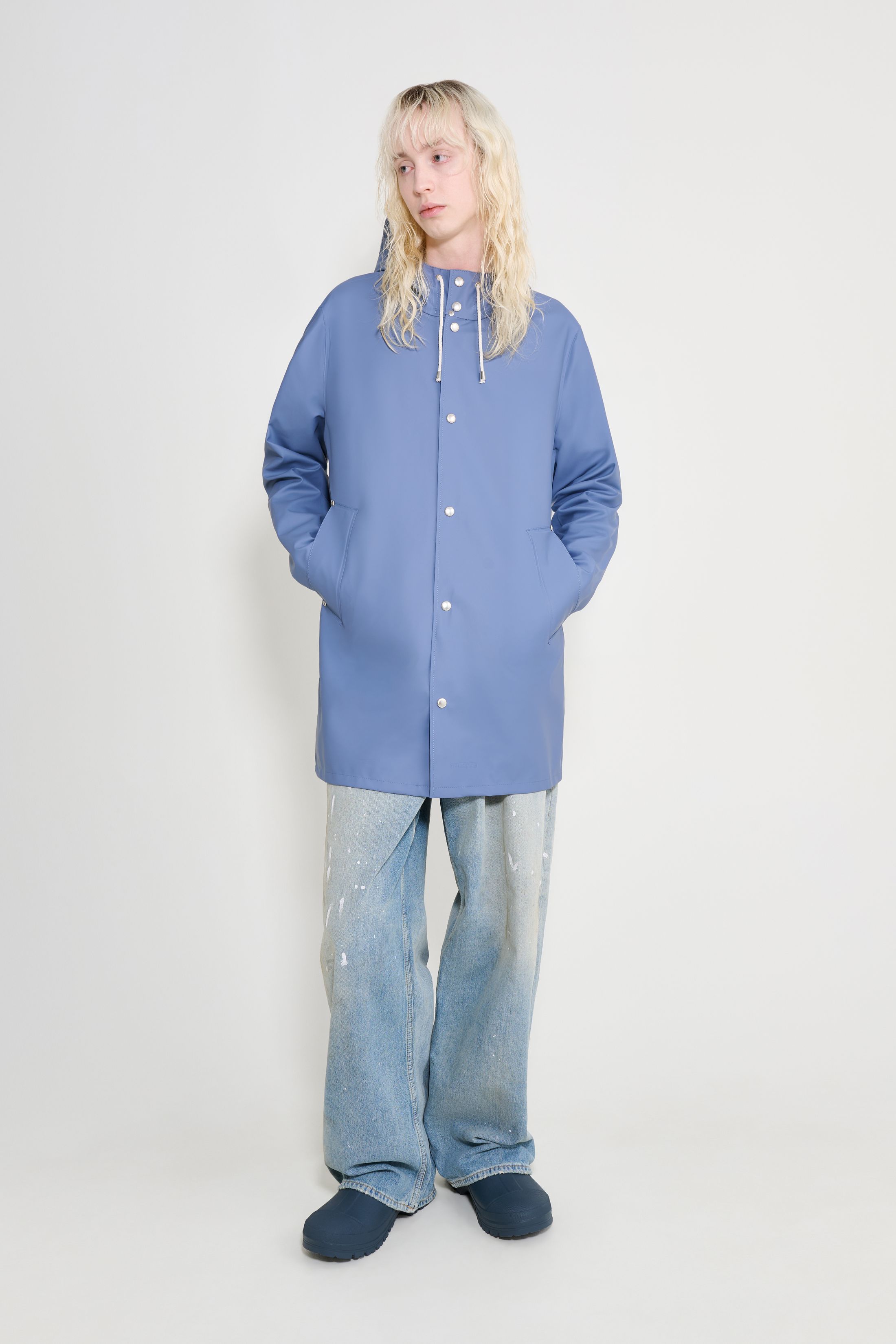 stutterheim stockholm lightweight raincoat ash blue men jackets raincoats