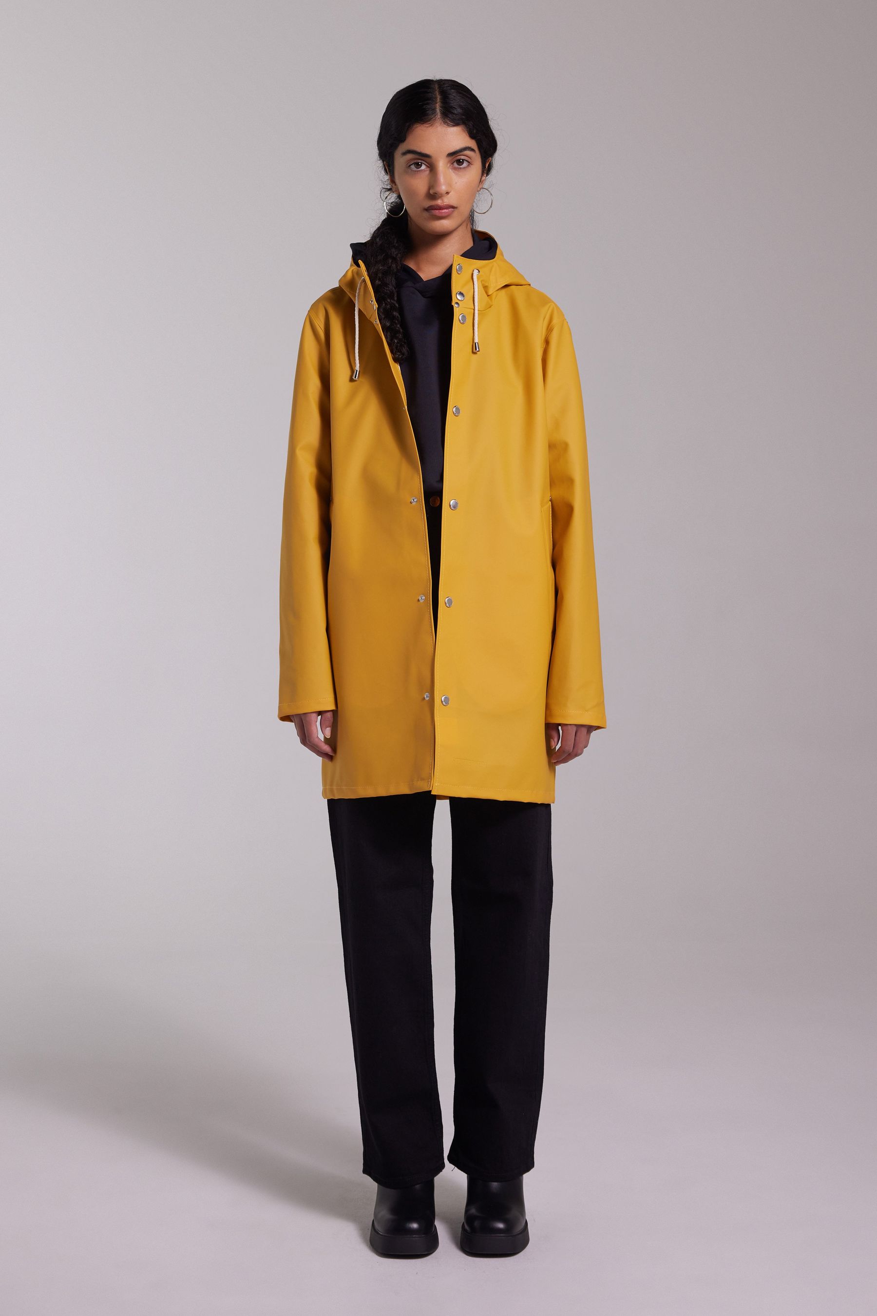 stutterheim stockholm lightweight raincoat warm honey men jackets raincoats