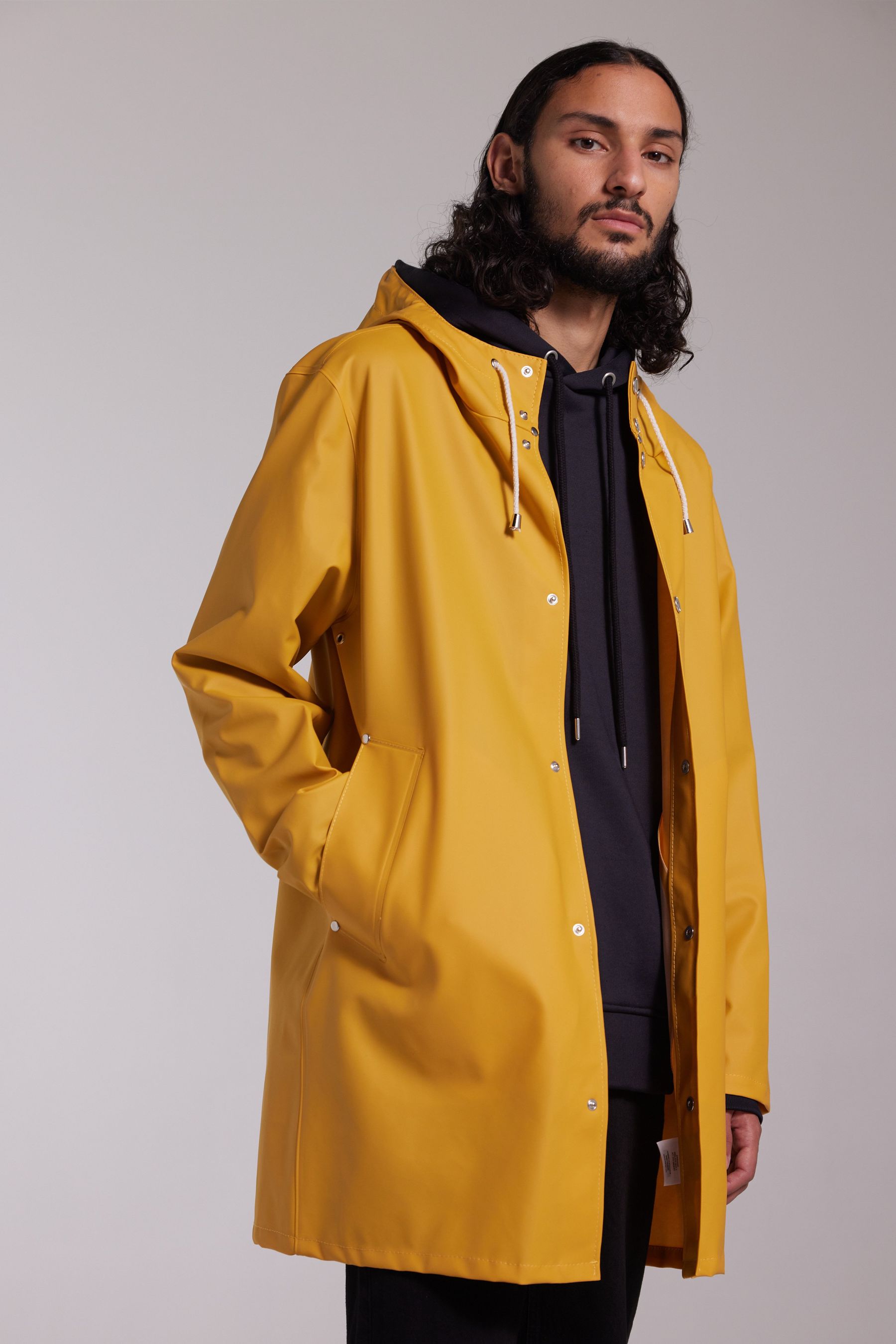 stutterheim stockholm lightweight raincoat warm honey men jackets raincoats