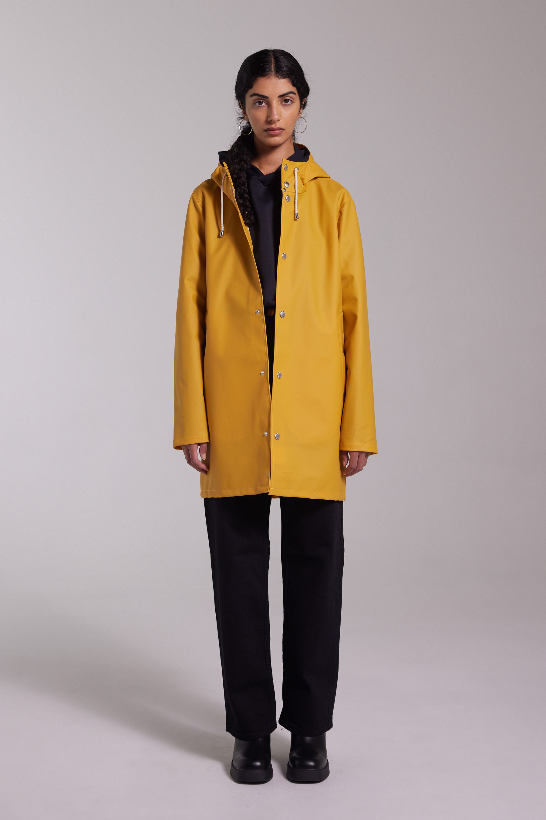 stutterheim stockholm lightweight raincoat warm honey women jackets raincoats