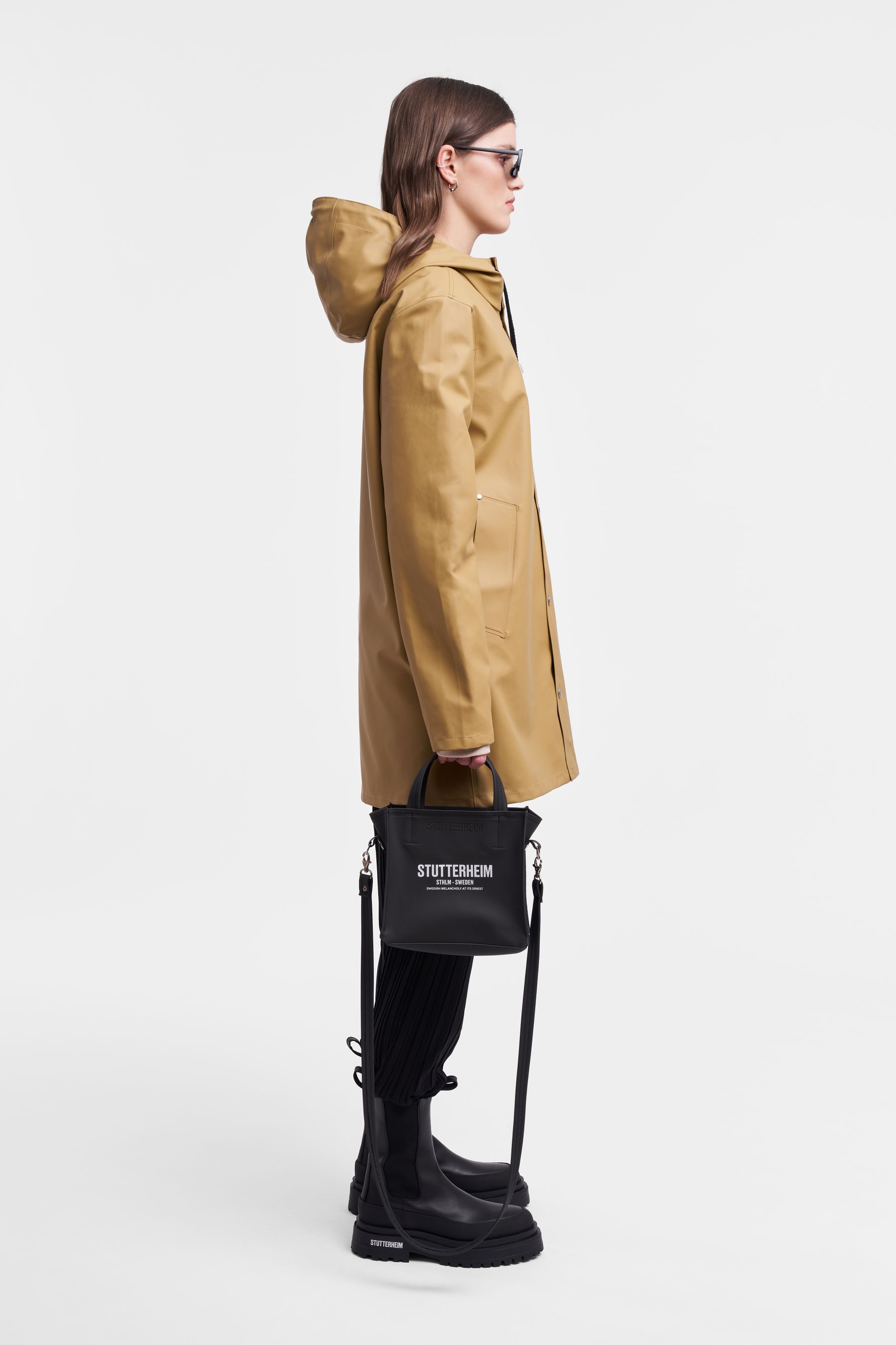 stutterheim stockholm lightweight raincoat sand men jackets raincoats