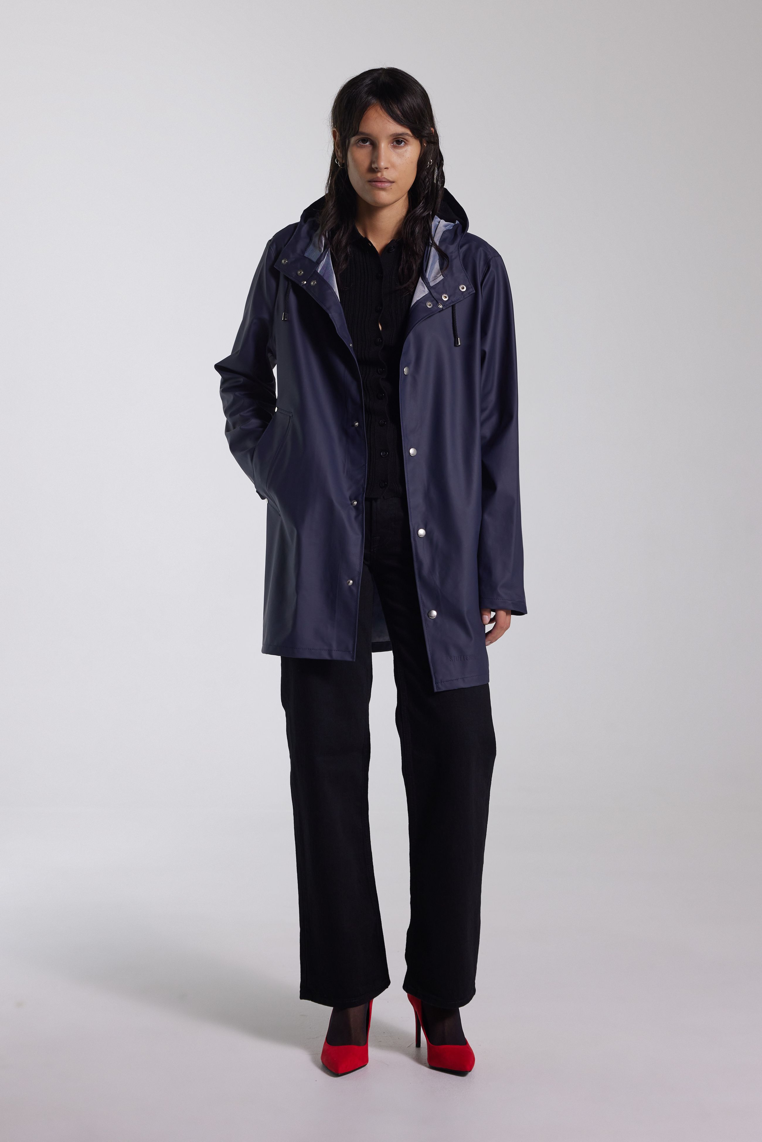 stutterheim stockholm lightweight raincoat navy women jackets raincoats