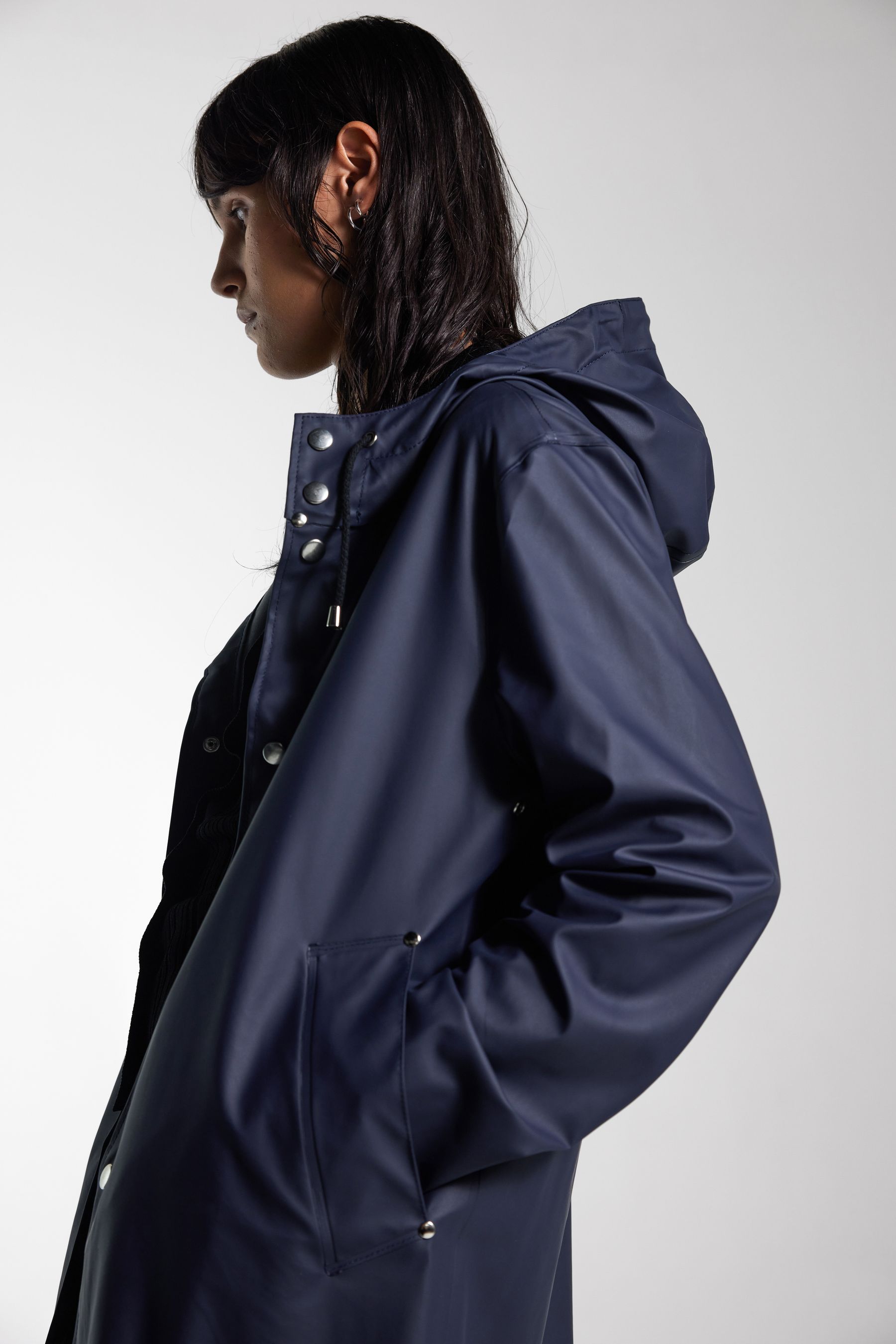 stutterheim stockholm lightweight raincoat navy women jackets raincoats