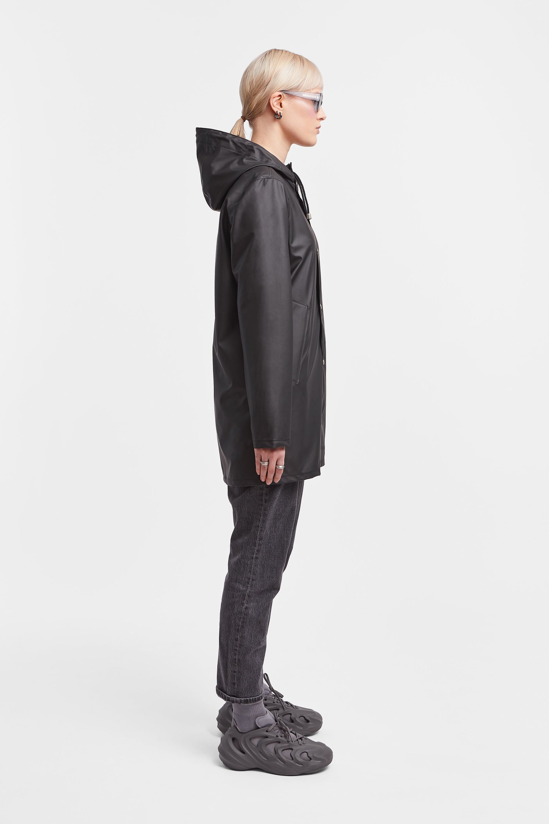 stutterheim stockholm lightweight raincoat black women jackets raincoats