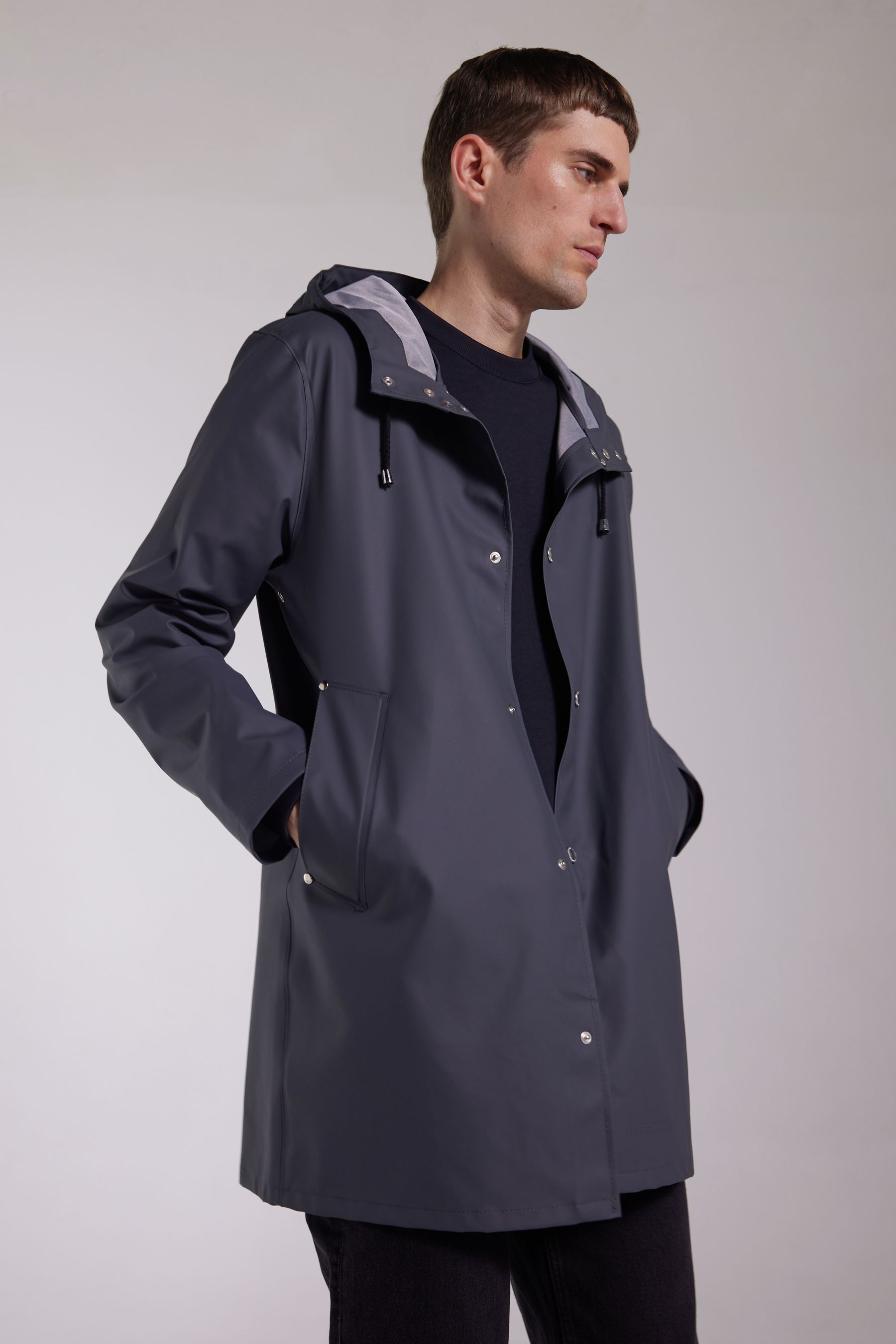 stutterheim stockholm lightweight raincoat charcoal women jackets raincoats