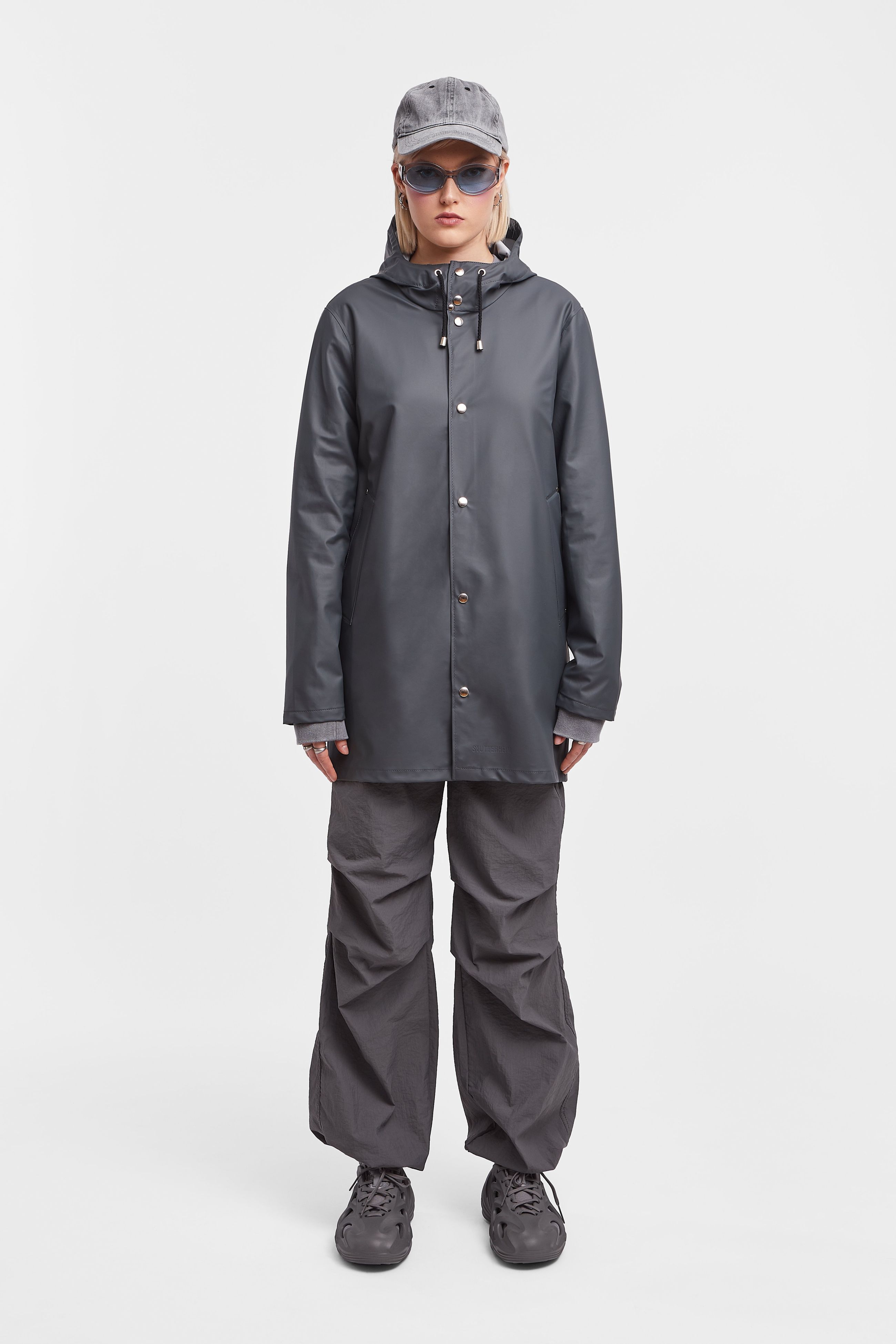 stutterheim stockholm lightweight raincoat charcoal women jackets raincoats