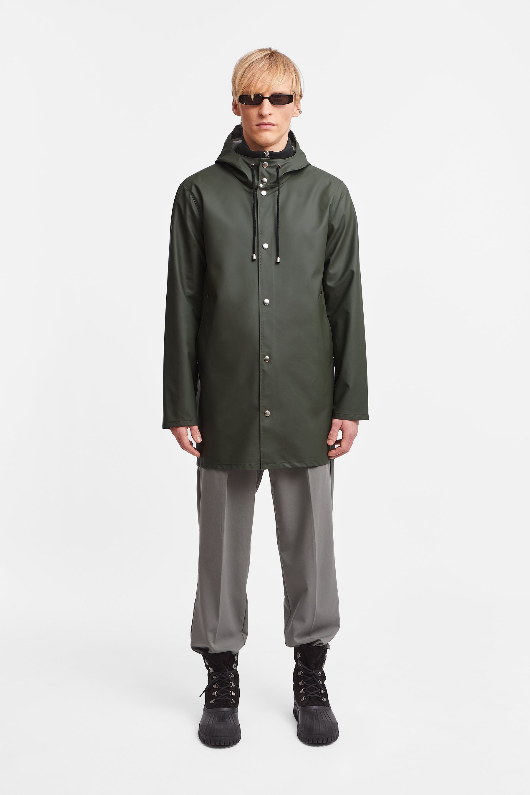 stutterheim stockholm lightweight raincoat green women jackets raincoats