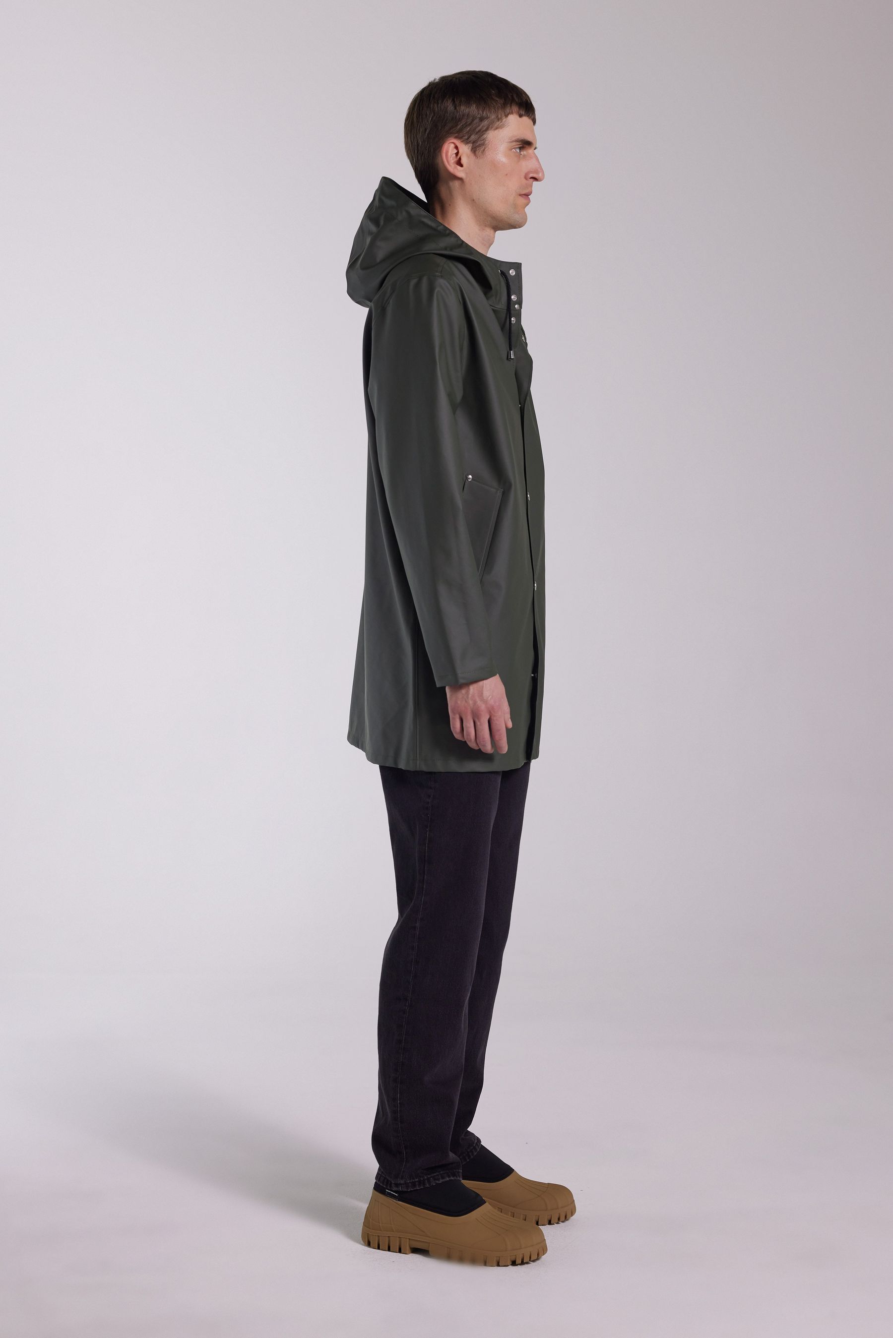 stutterheim stockholm lightweight raincoat green women jackets raincoats