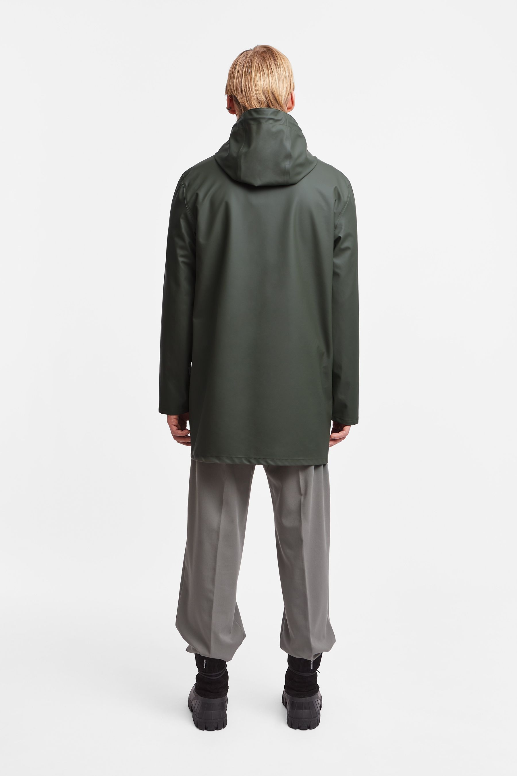 stutterheim stockholm lightweight raincoat green women jackets raincoats