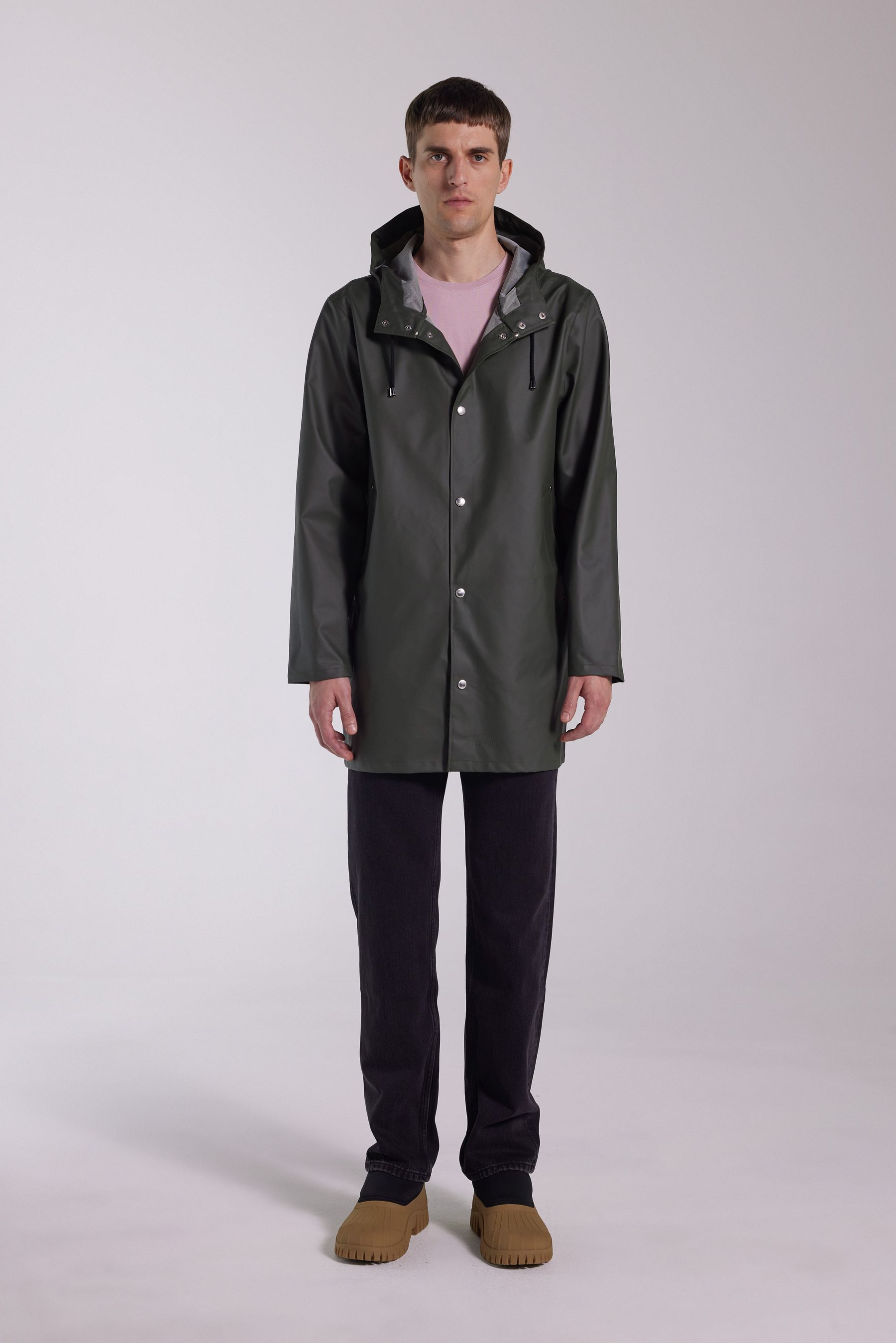 stutterheim stockholm lightweight raincoat green women jackets raincoats