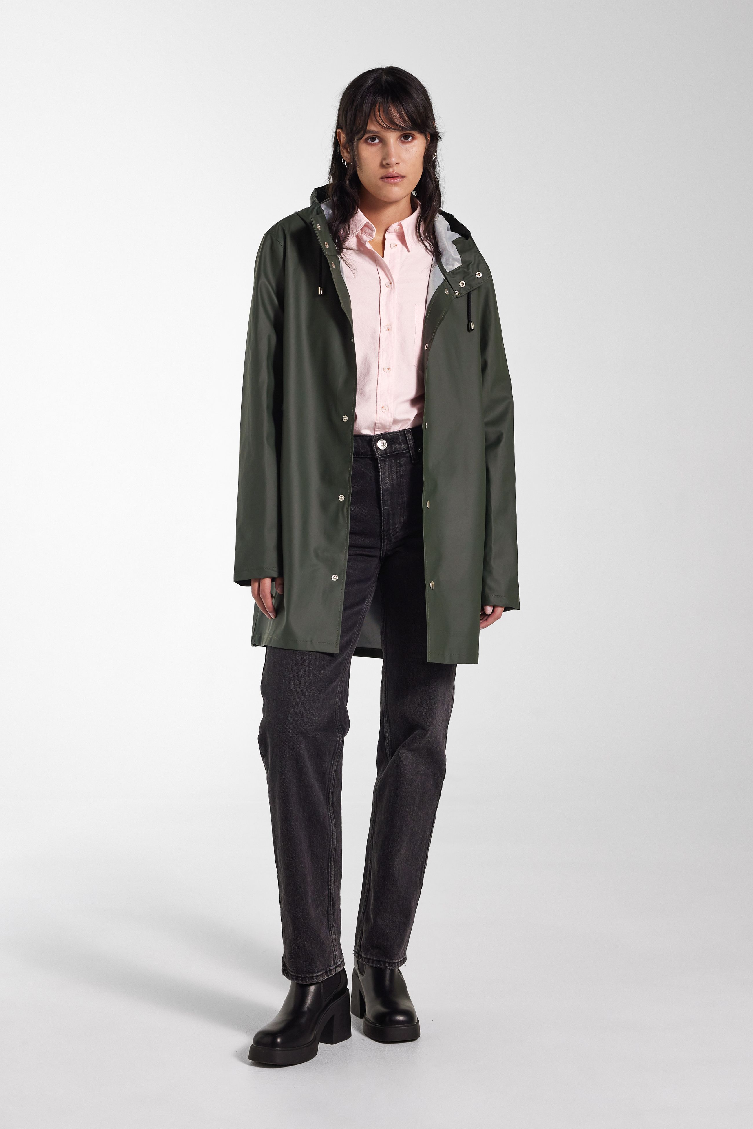 stutterheim stockholm lightweight raincoat green women jackets raincoats